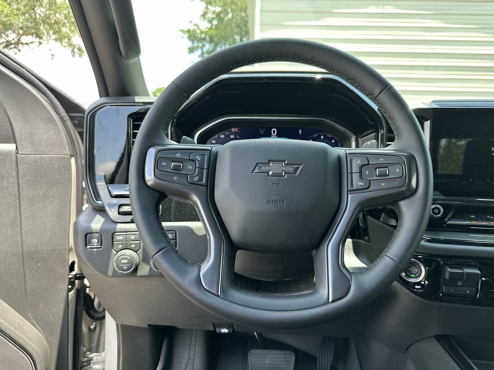 Thumbnail: 2026 Chevrolet Silverado 1500 - 21