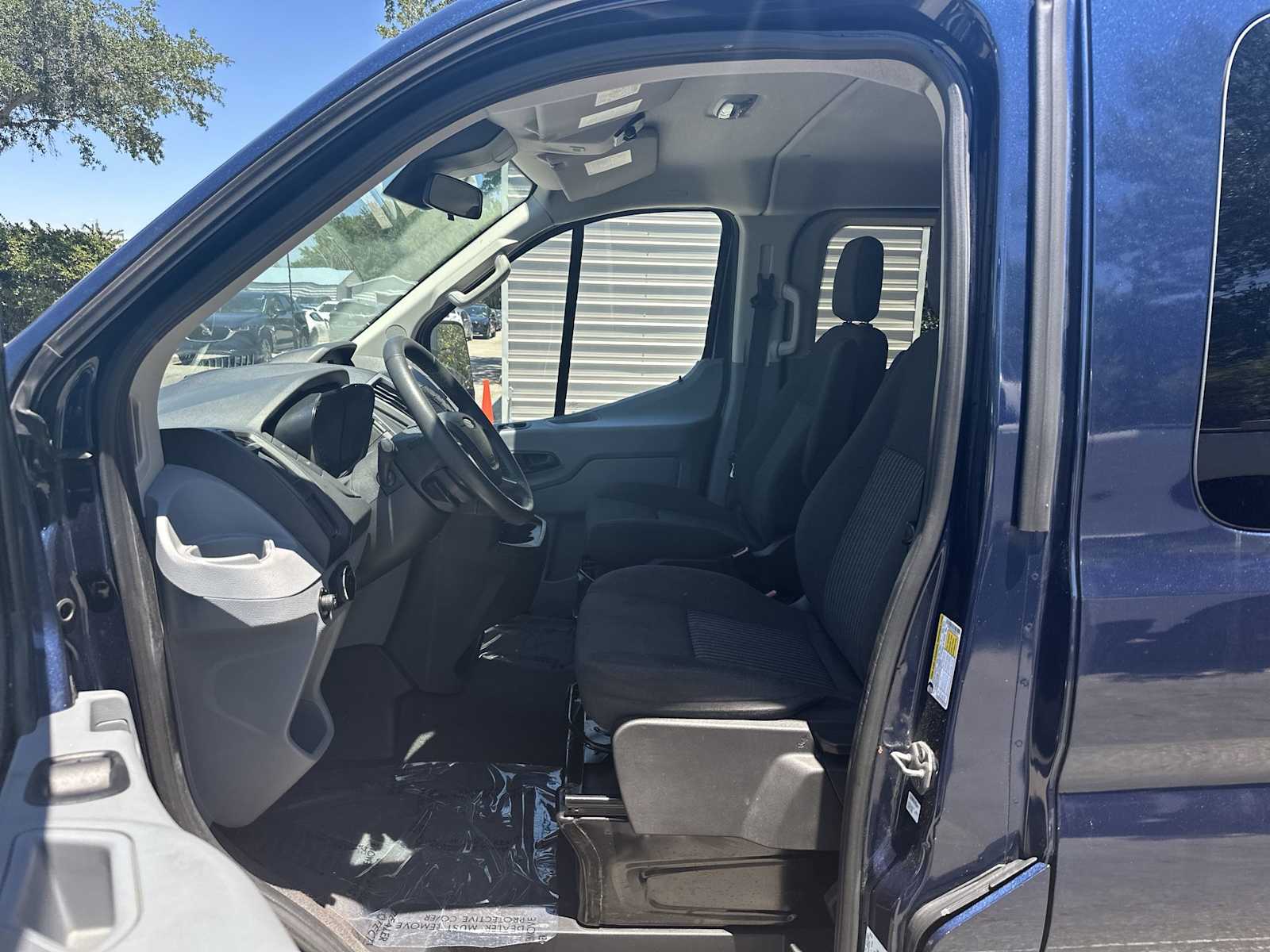 Thumbnail: 2015 Ford Transit Series - 2