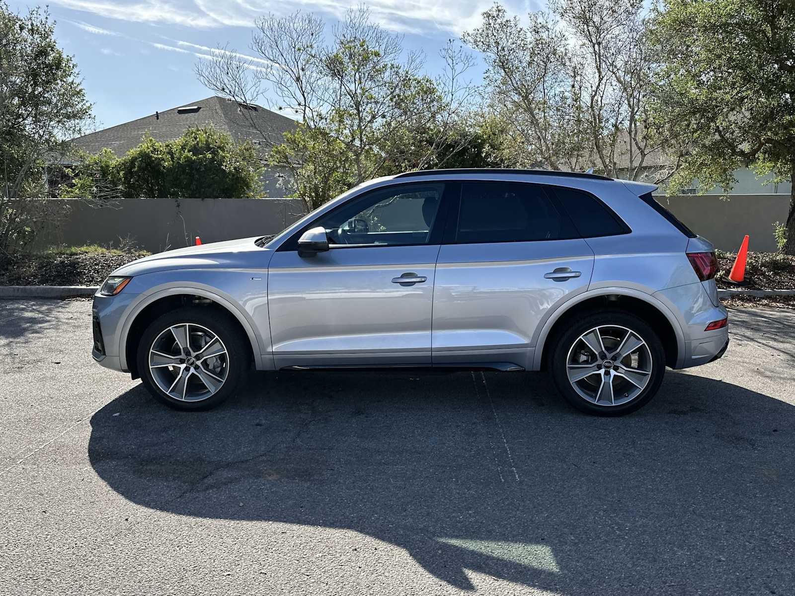 Thumbnail: 2025 Audi Q5 - 3