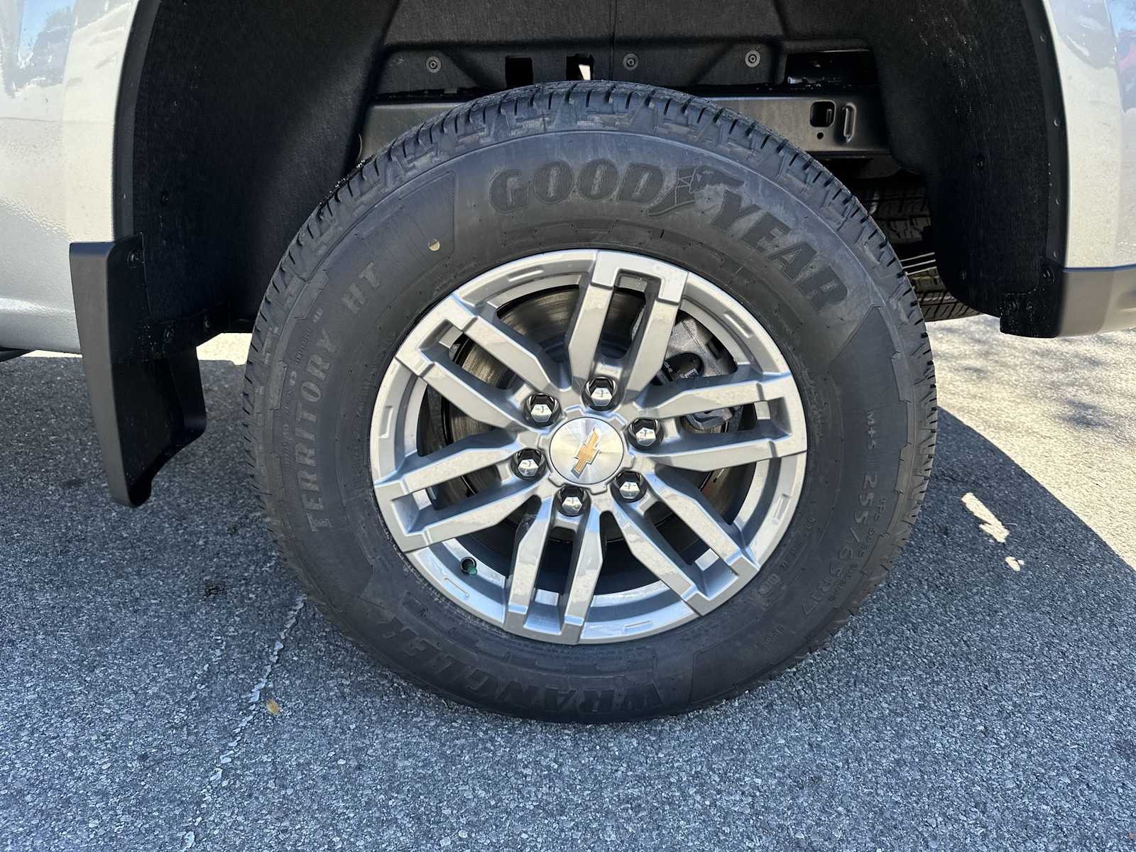 Thumbnail: 2026 Chevrolet Colorado - 12