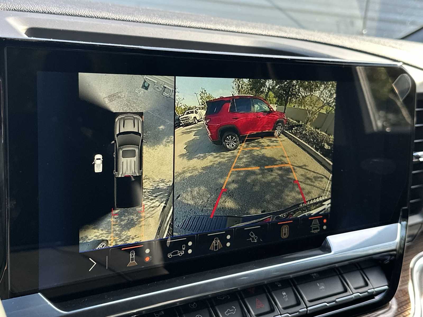 Thumbnail: 2026 Chevrolet Silverado 1500 - 22