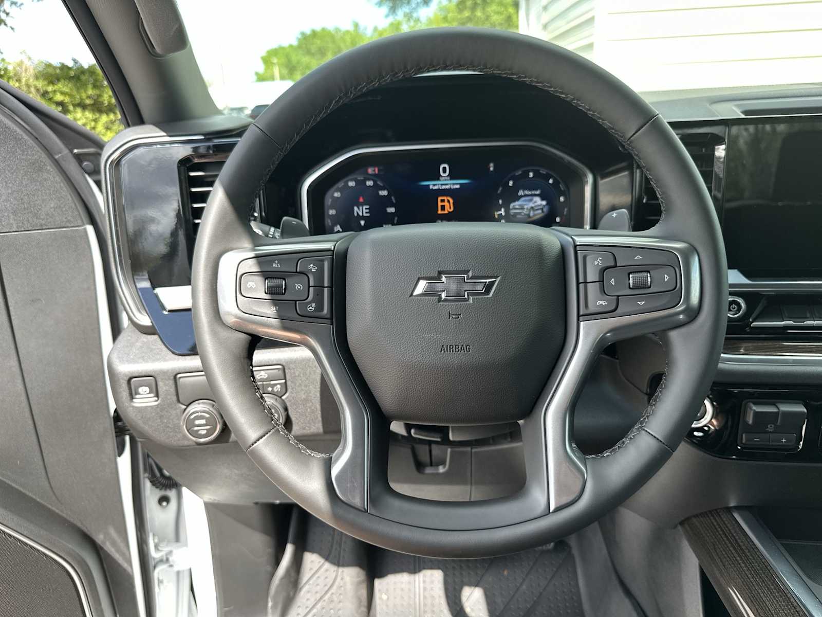 Thumbnail: 2026 Chevrolet Silverado 1500 - 20