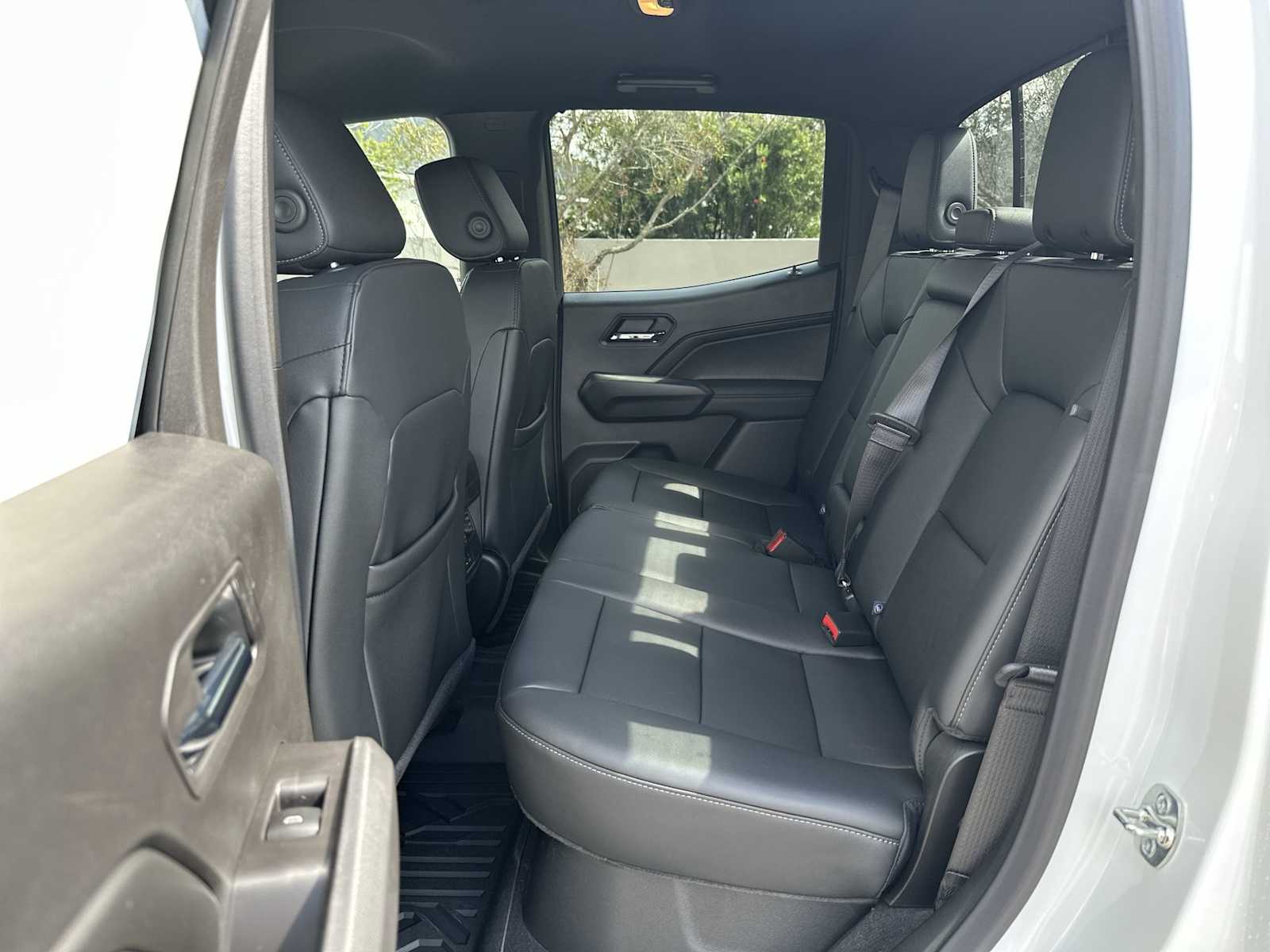 Thumbnail: 2026 Chevrolet Colorado - 17