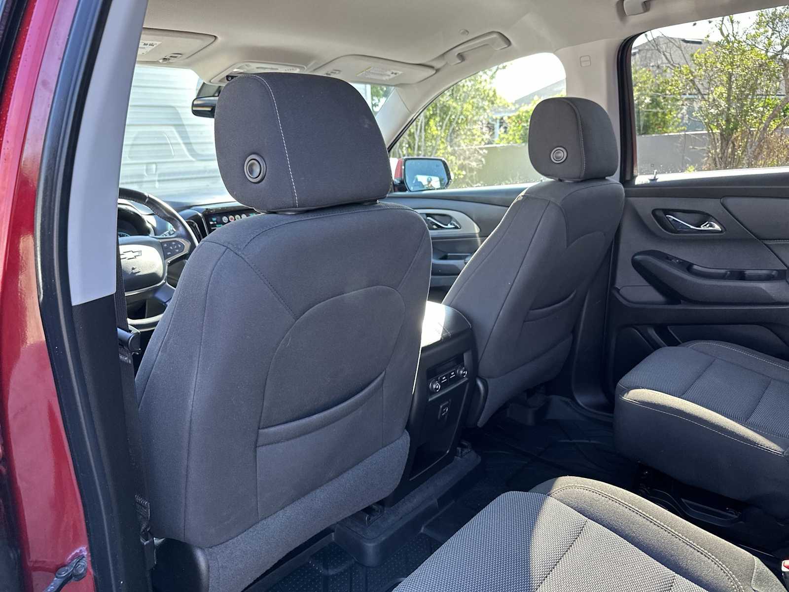 Thumbnail: 2019 Chevrolet Traverse - 16