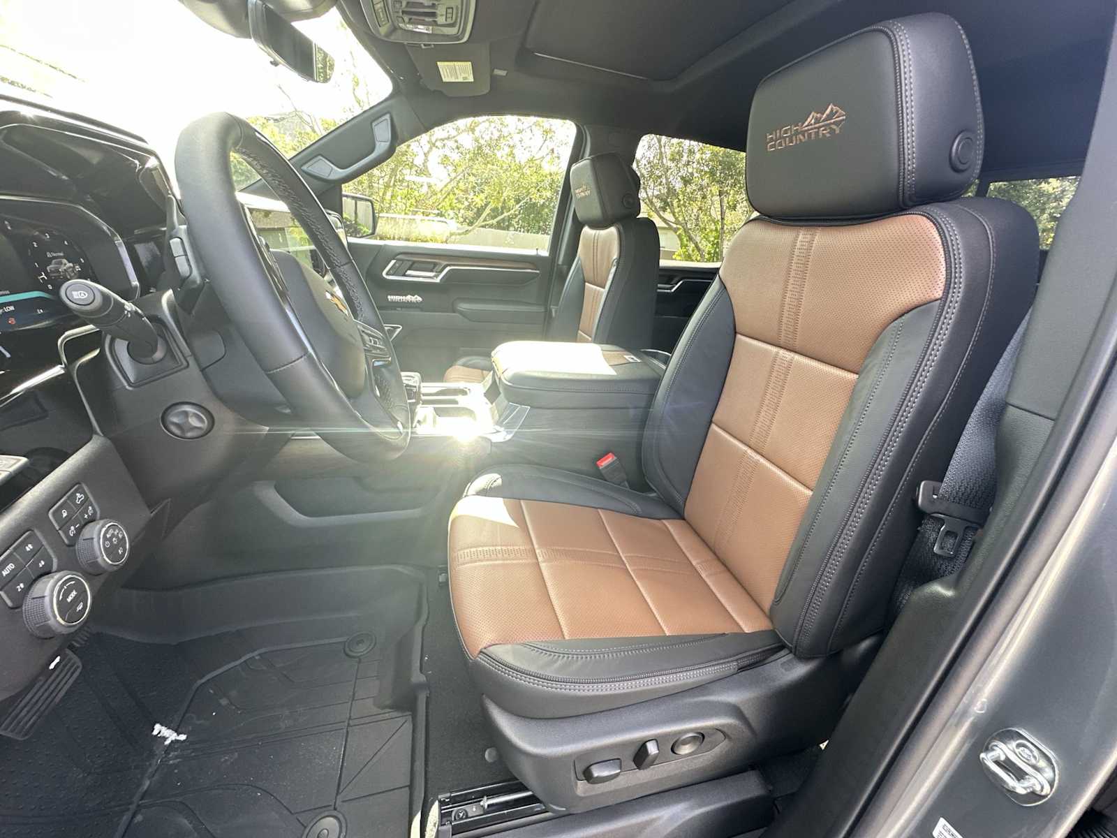 Thumbnail: 2026 Chevrolet Silverado 1500 - 15