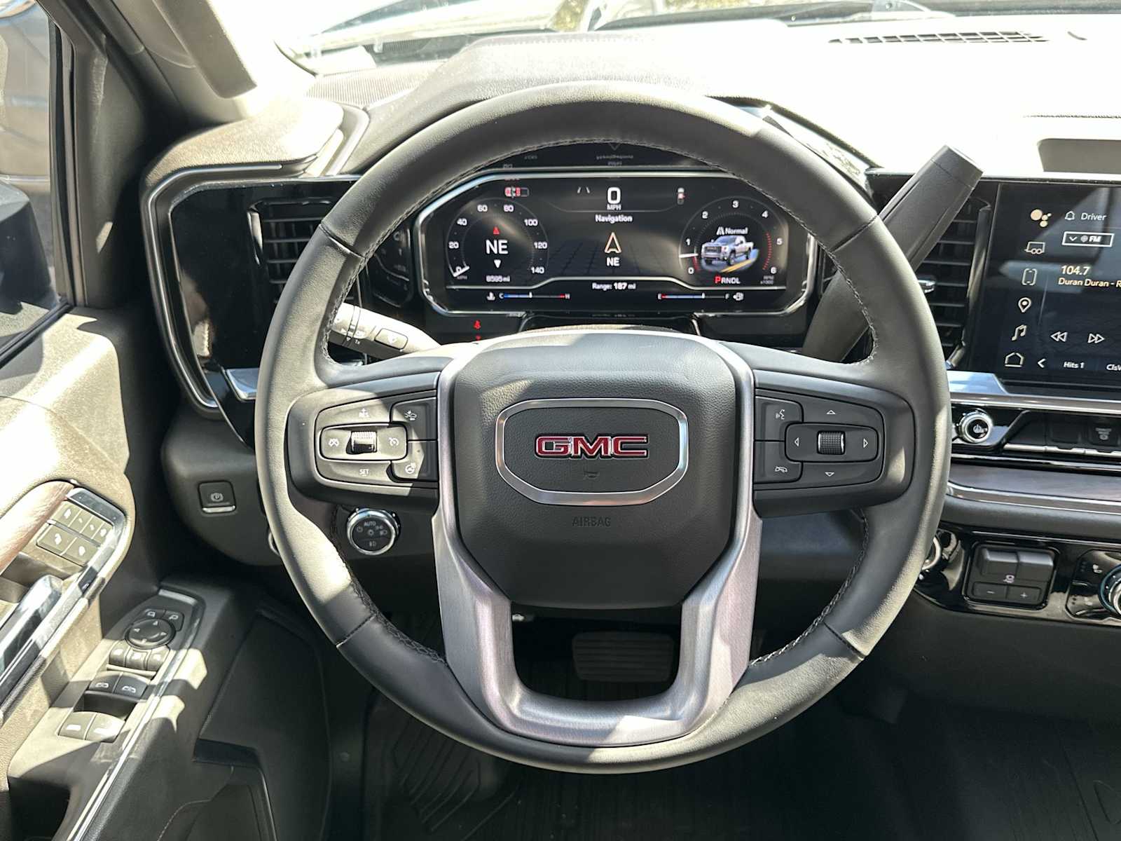 Thumbnail: 2024 GMC Sierra 3500 - 20