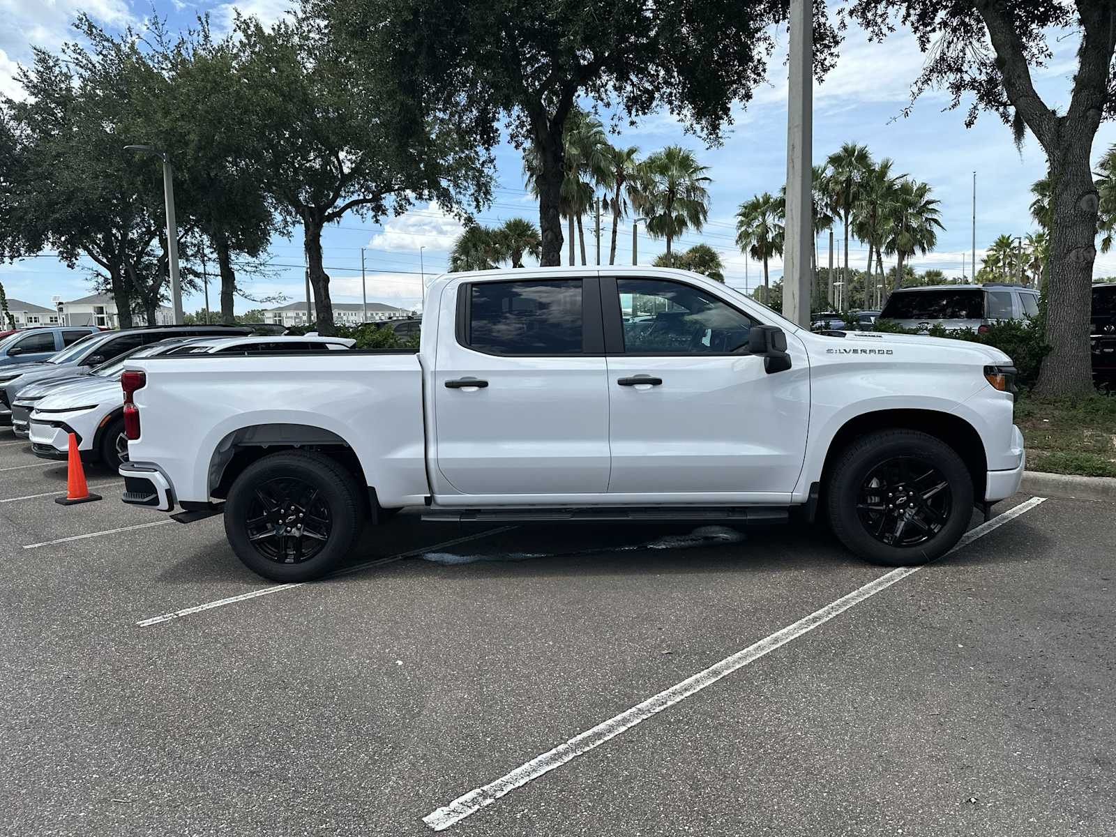 Thumbnail: 2025 Chevrolet Silverado 1500 - 7