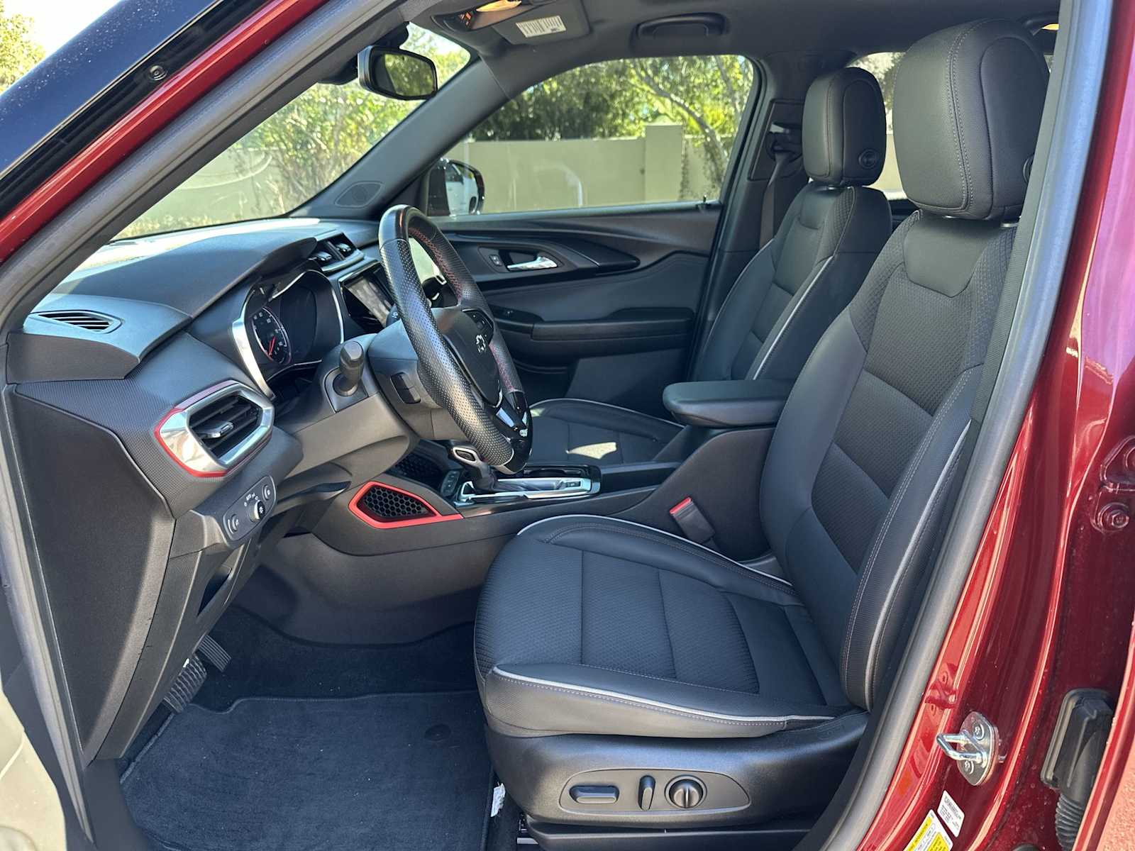 Thumbnail: 2022 Chevrolet TrailBlazer - 15