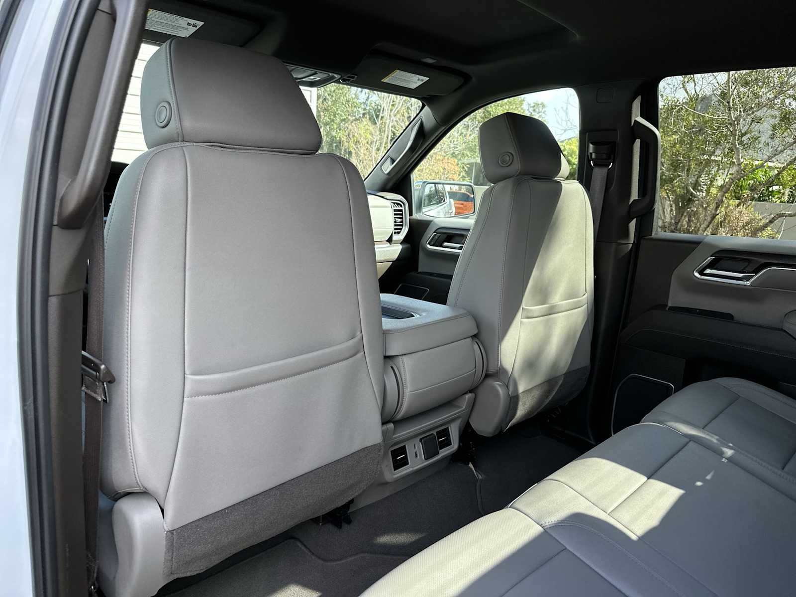 Thumbnail: 2025 GMC Sierra 1500 - 16