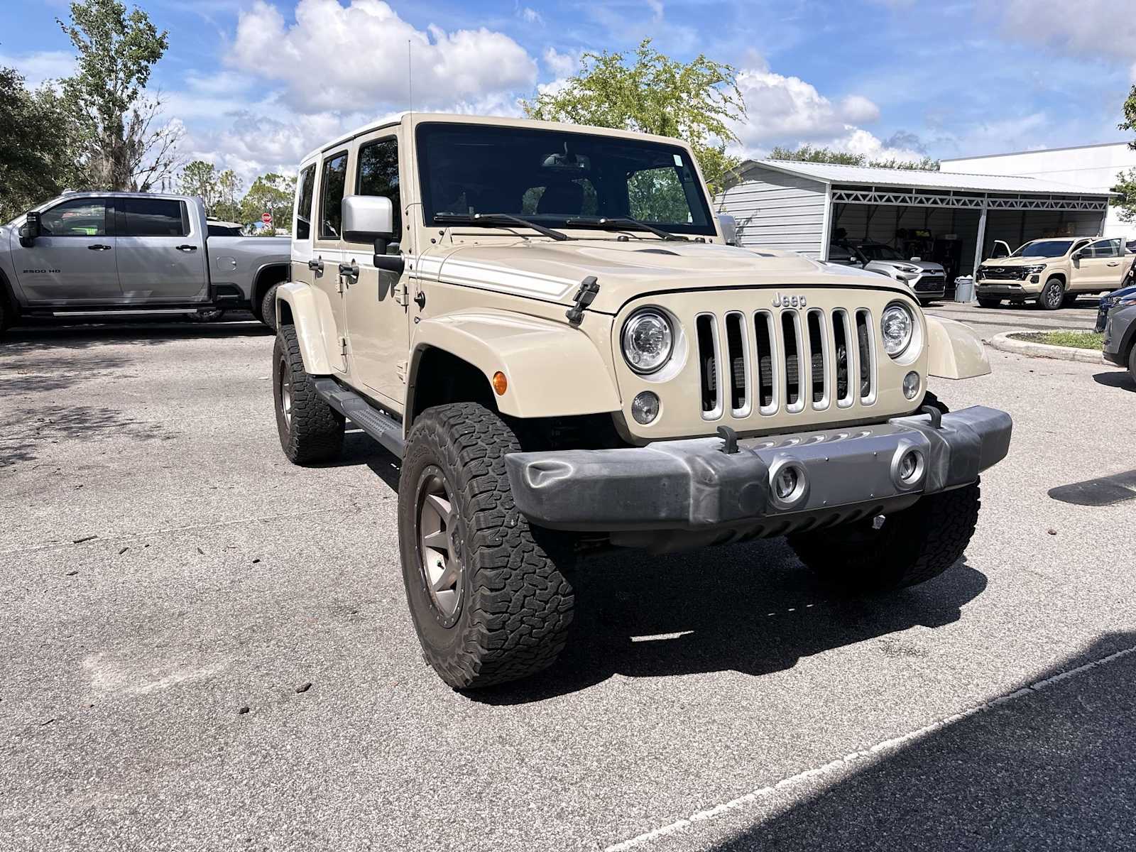 Thumbnail: 2017 Jeep Wrangler - 8