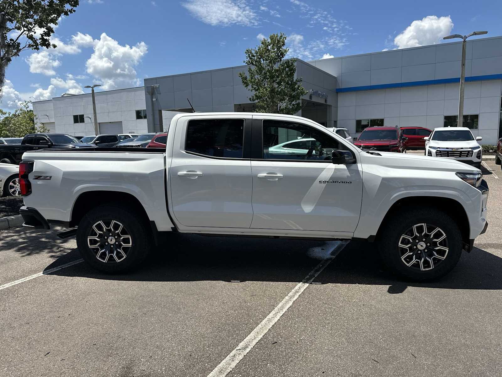 Thumbnail: 2026 Chevrolet Colorado - 7