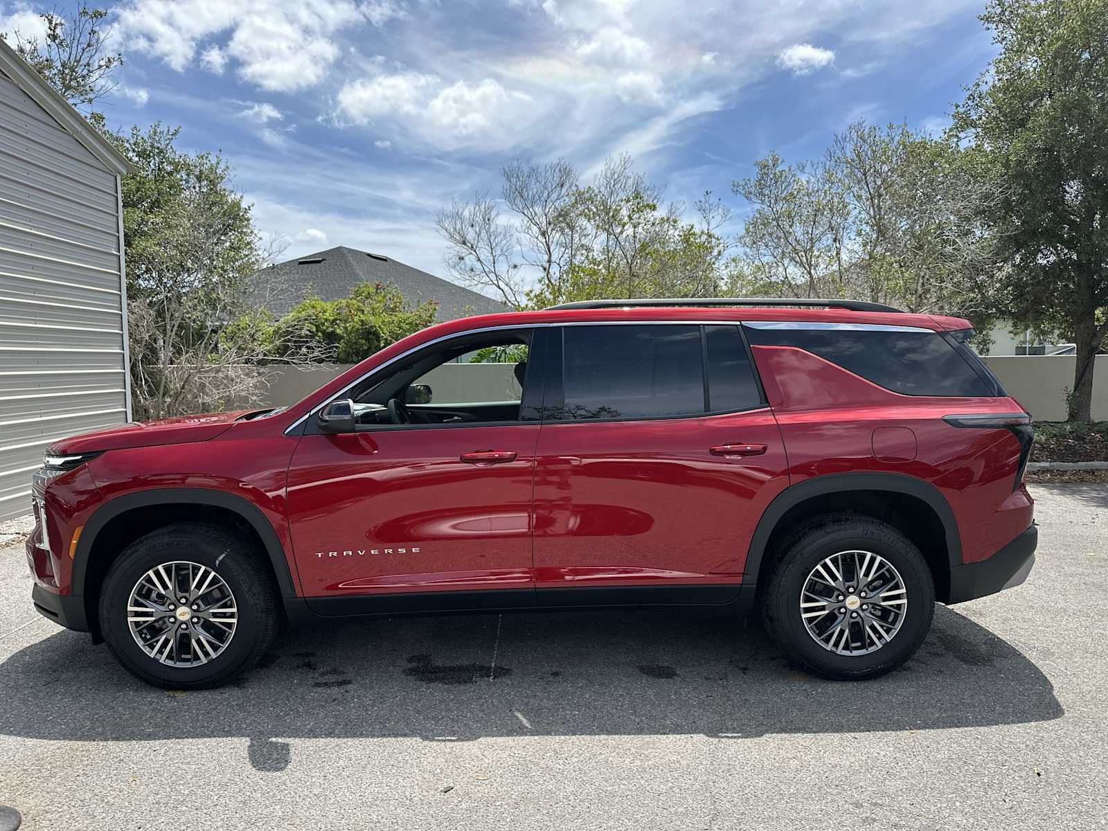 Thumbnail: 2026 Chevrolet Traverse - 3