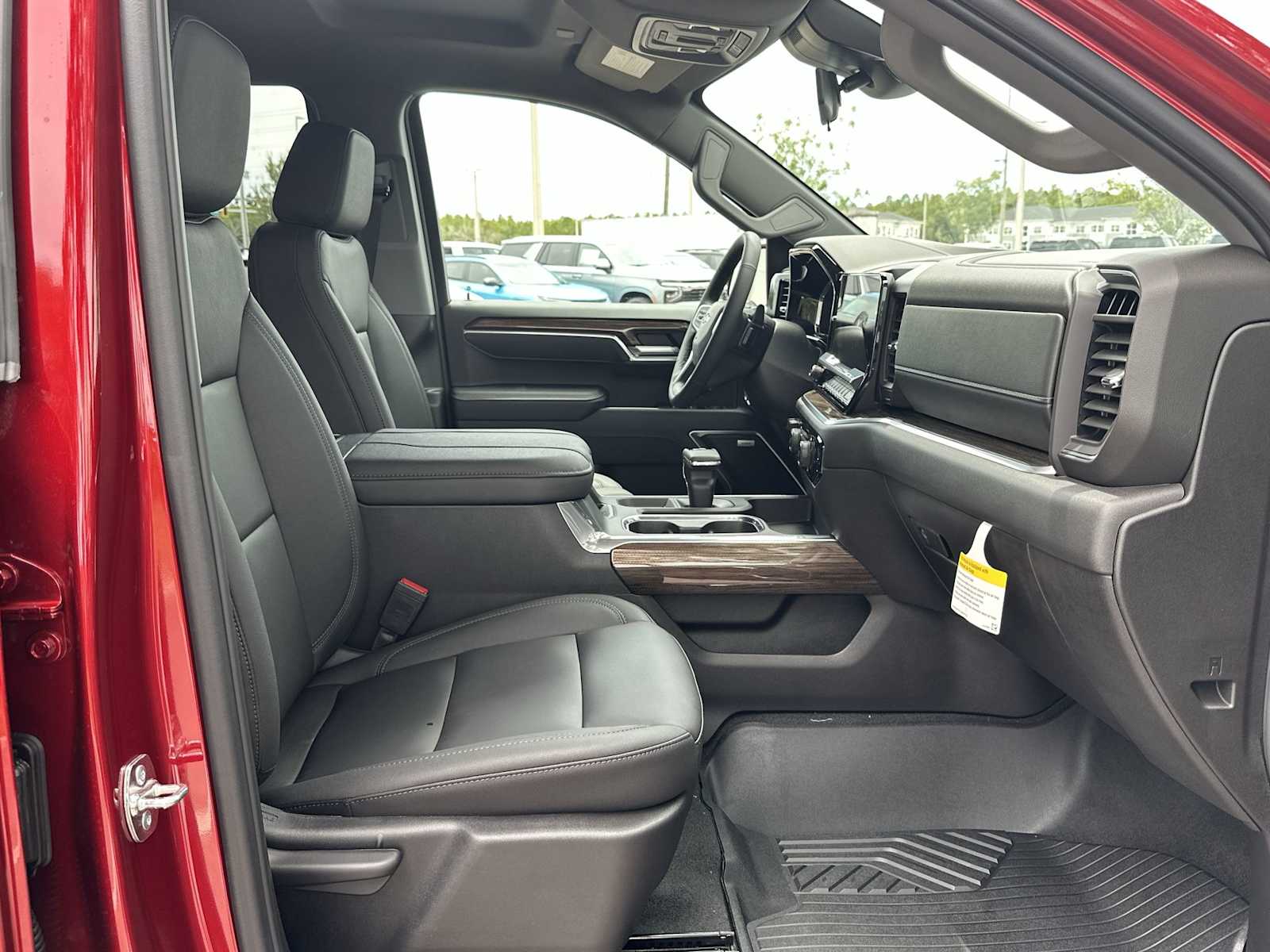 Thumbnail: 2025 Chevrolet Silverado 1500 - 19