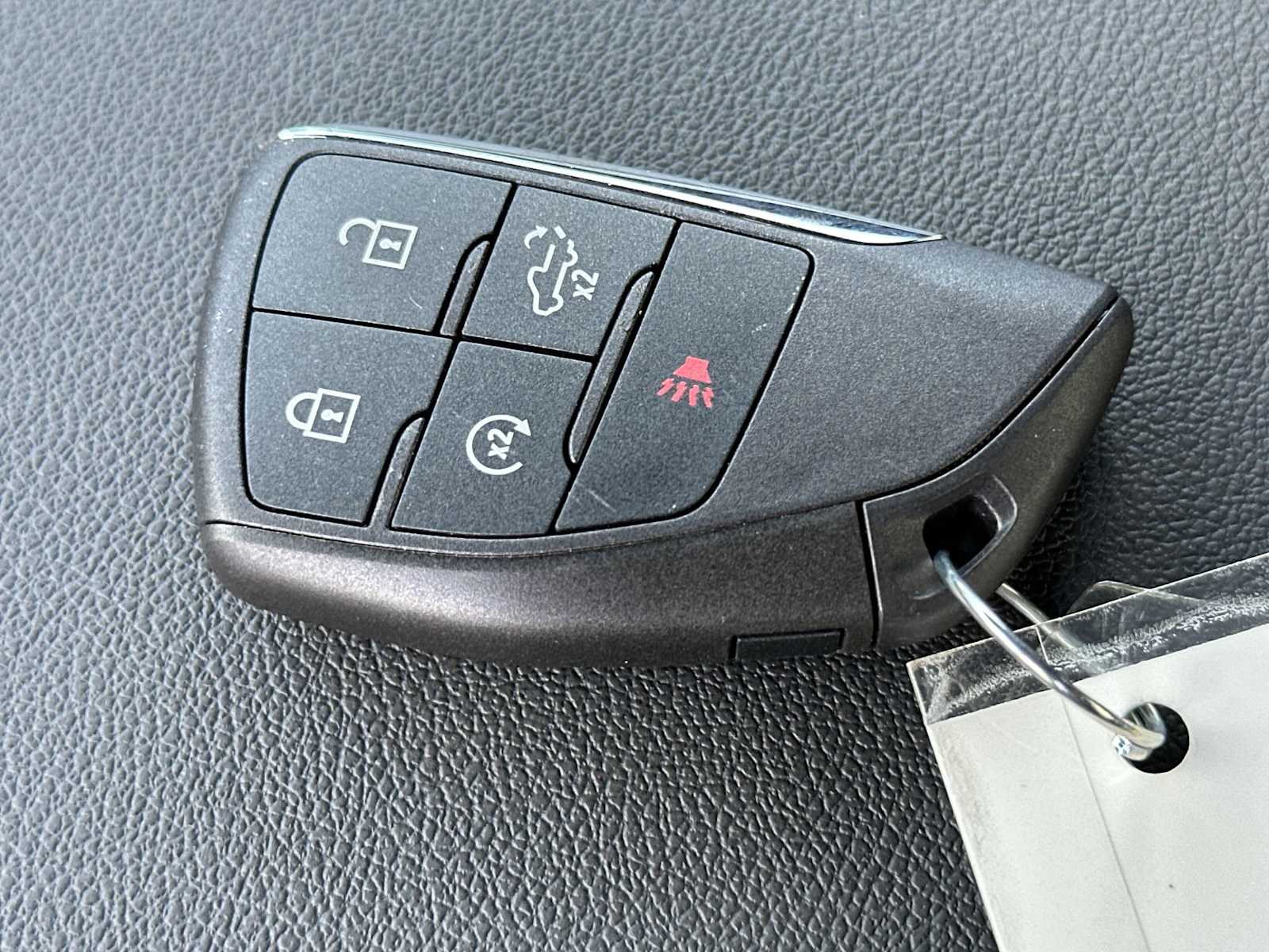 Thumbnail: 2026 Chevrolet Silverado 1500 - 26