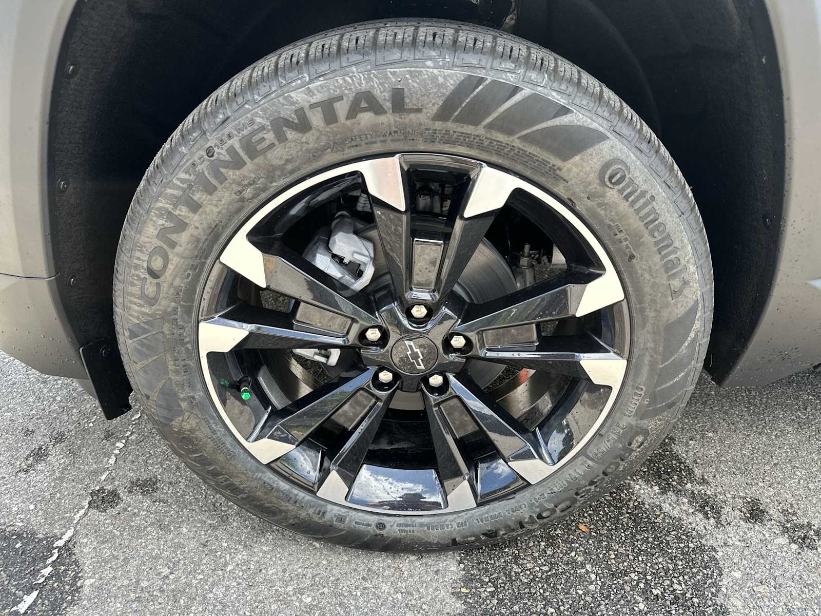 Thumbnail: 2026 Chevrolet Equinox - 12