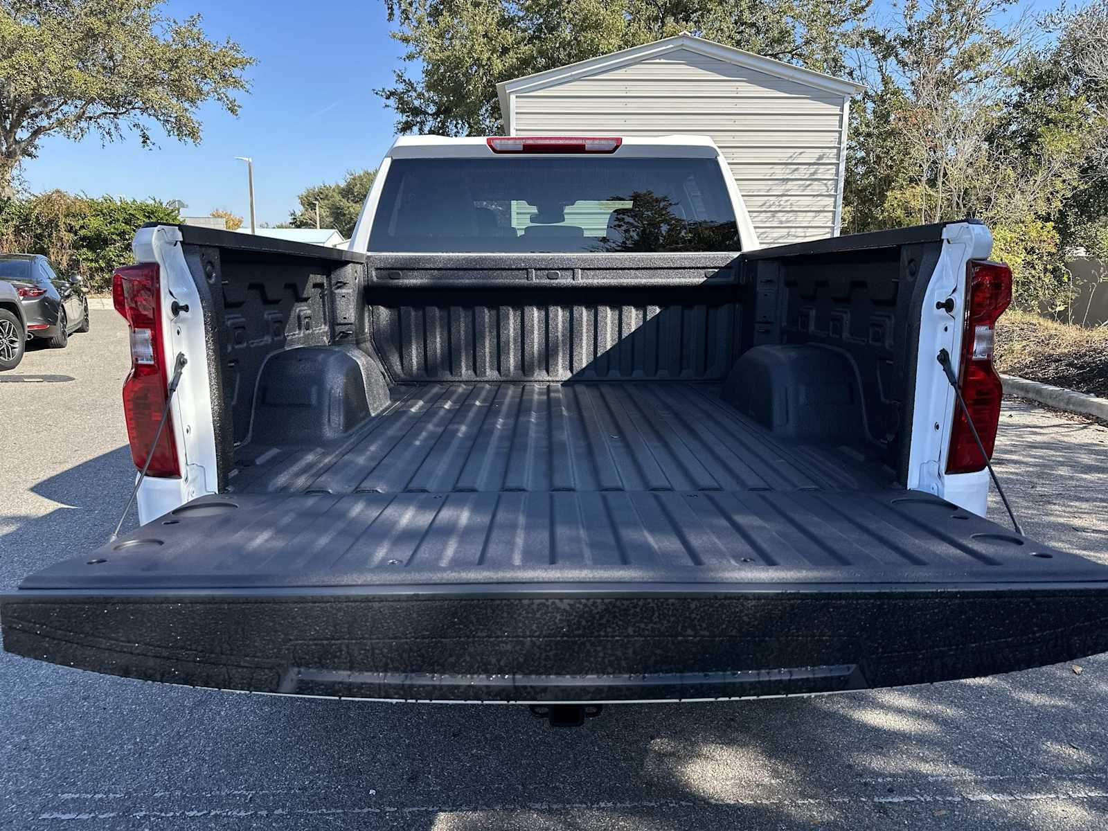 Thumbnail: 2026 Chevrolet Silverado 1500 - 25