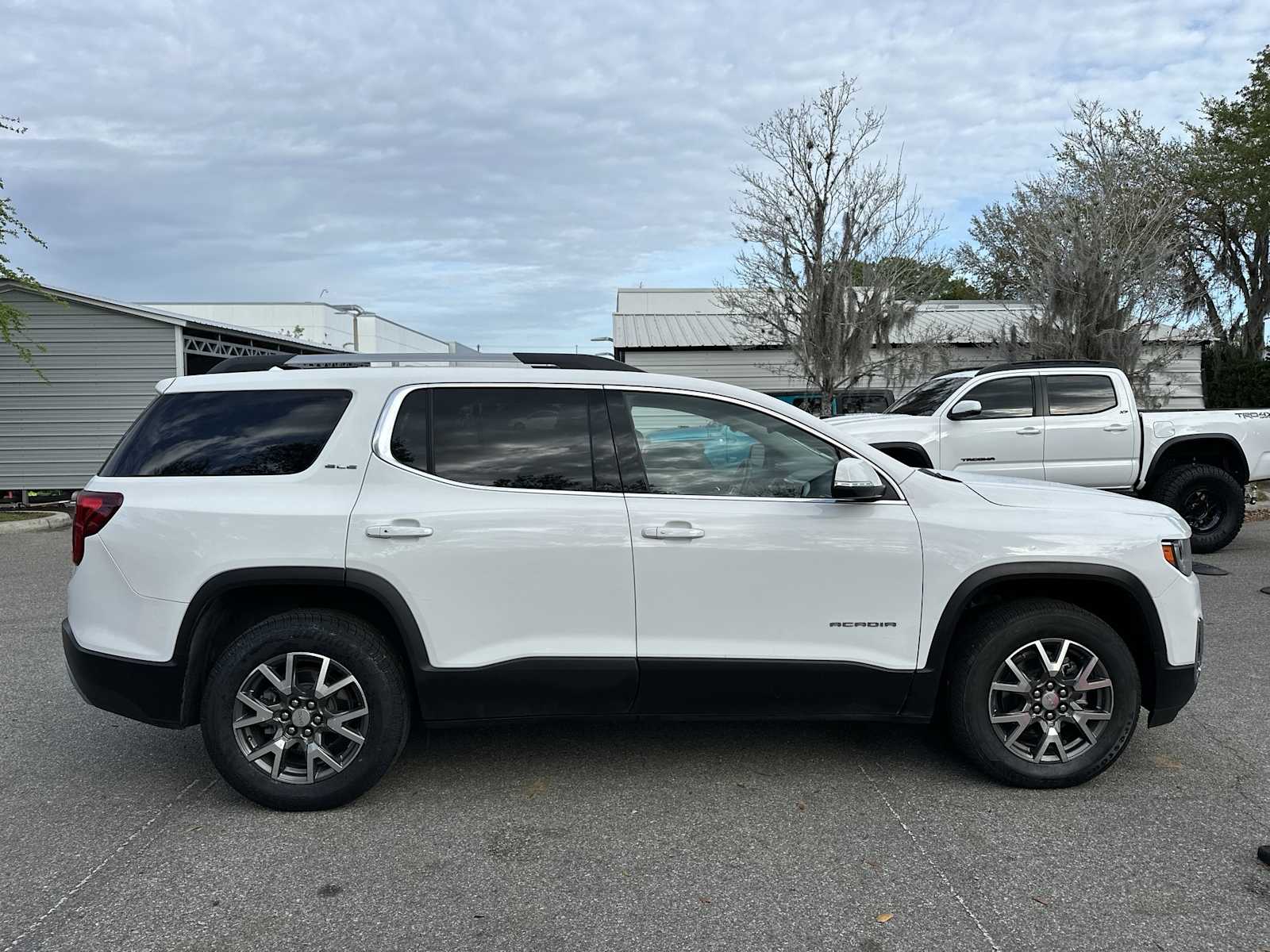 Thumbnail: 2022 GMC Acadia - 7