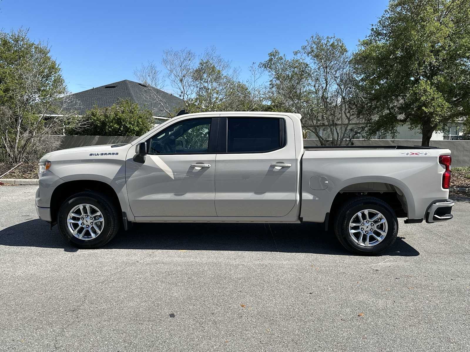 Thumbnail: 2026 Chevrolet Silverado 1500 - 3