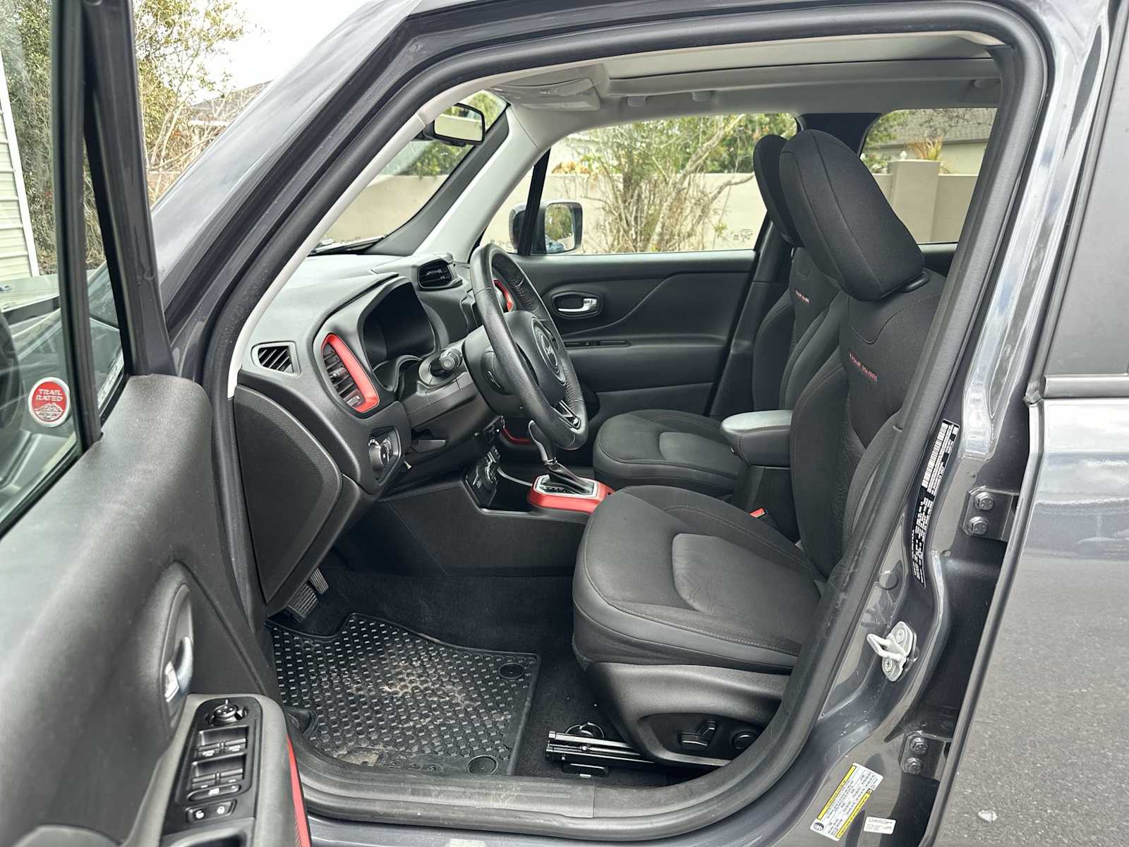 Thumbnail: 2022 Jeep Renegade - 2