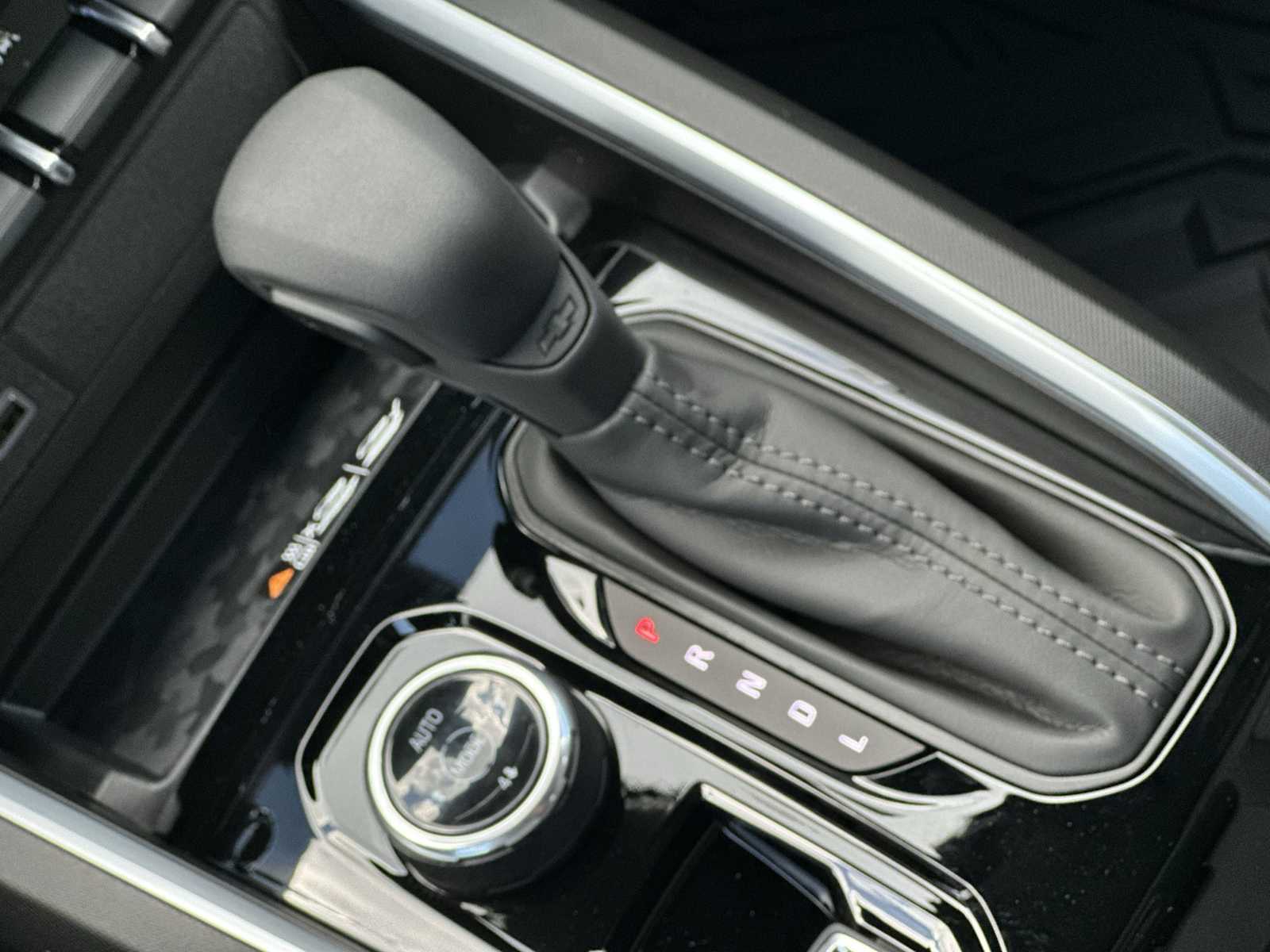 Thumbnail: 2026 Chevrolet Colorado - 23