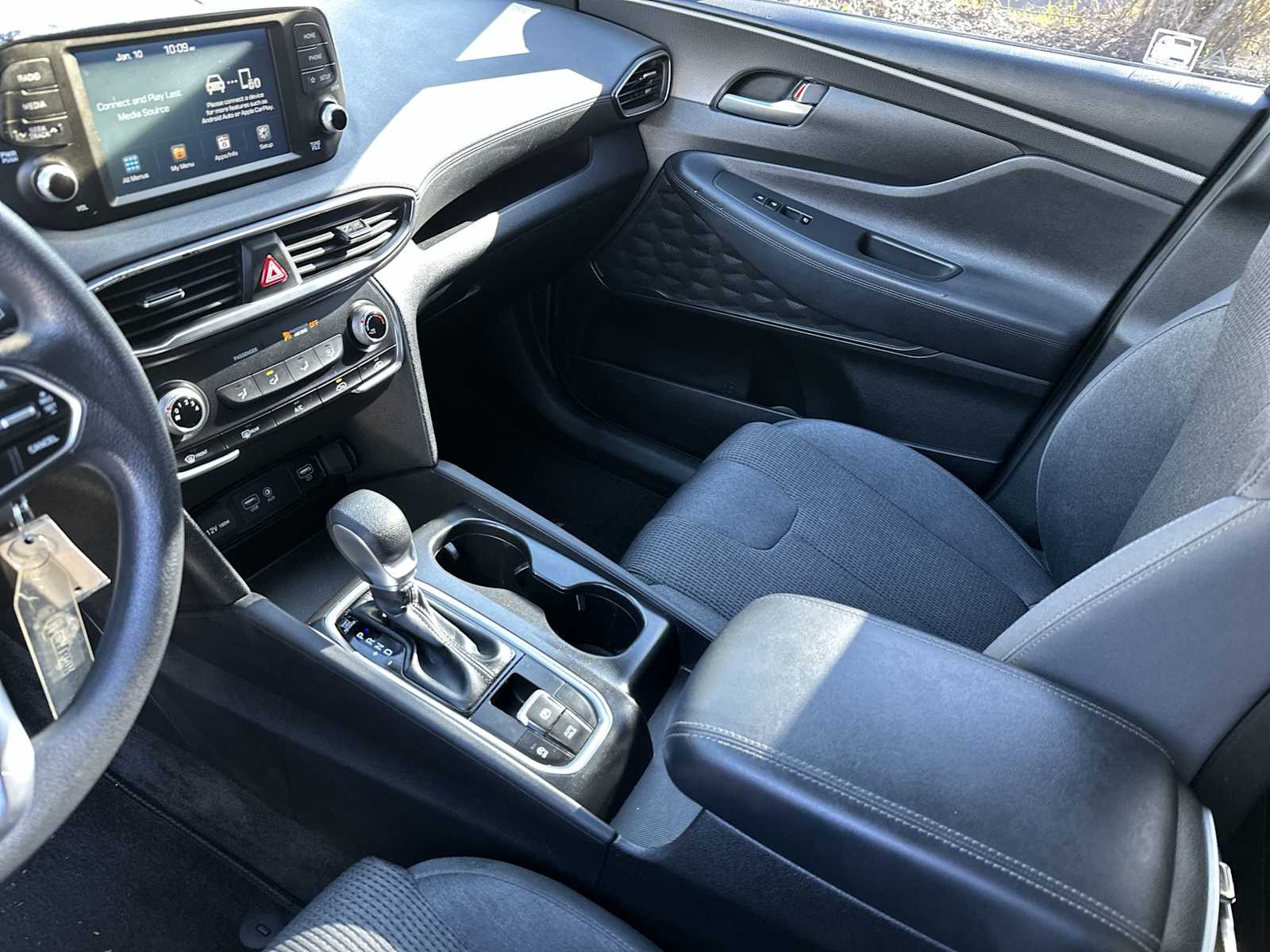 Thumbnail: 2019 Hyundai Santa Fe - 21