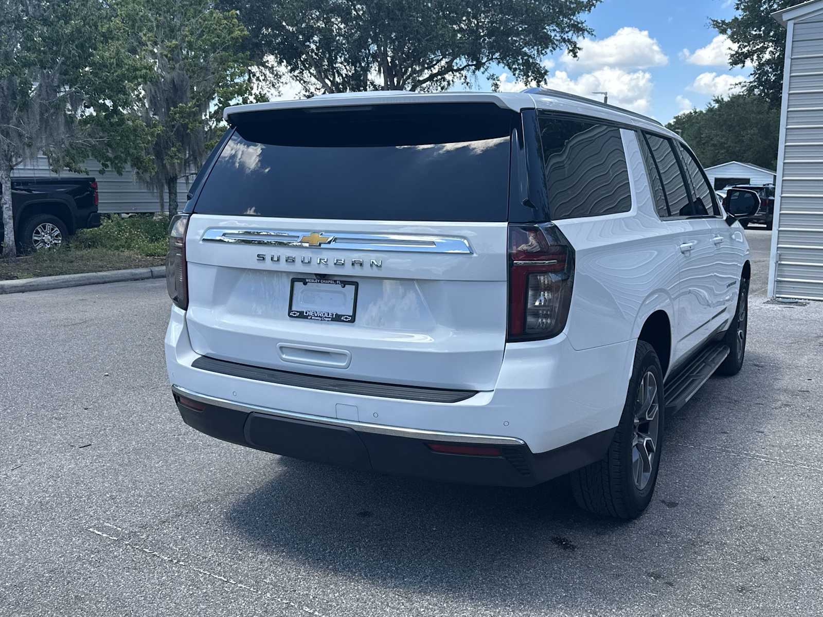 Thumbnail: 2024 Chevrolet Suburban - 6