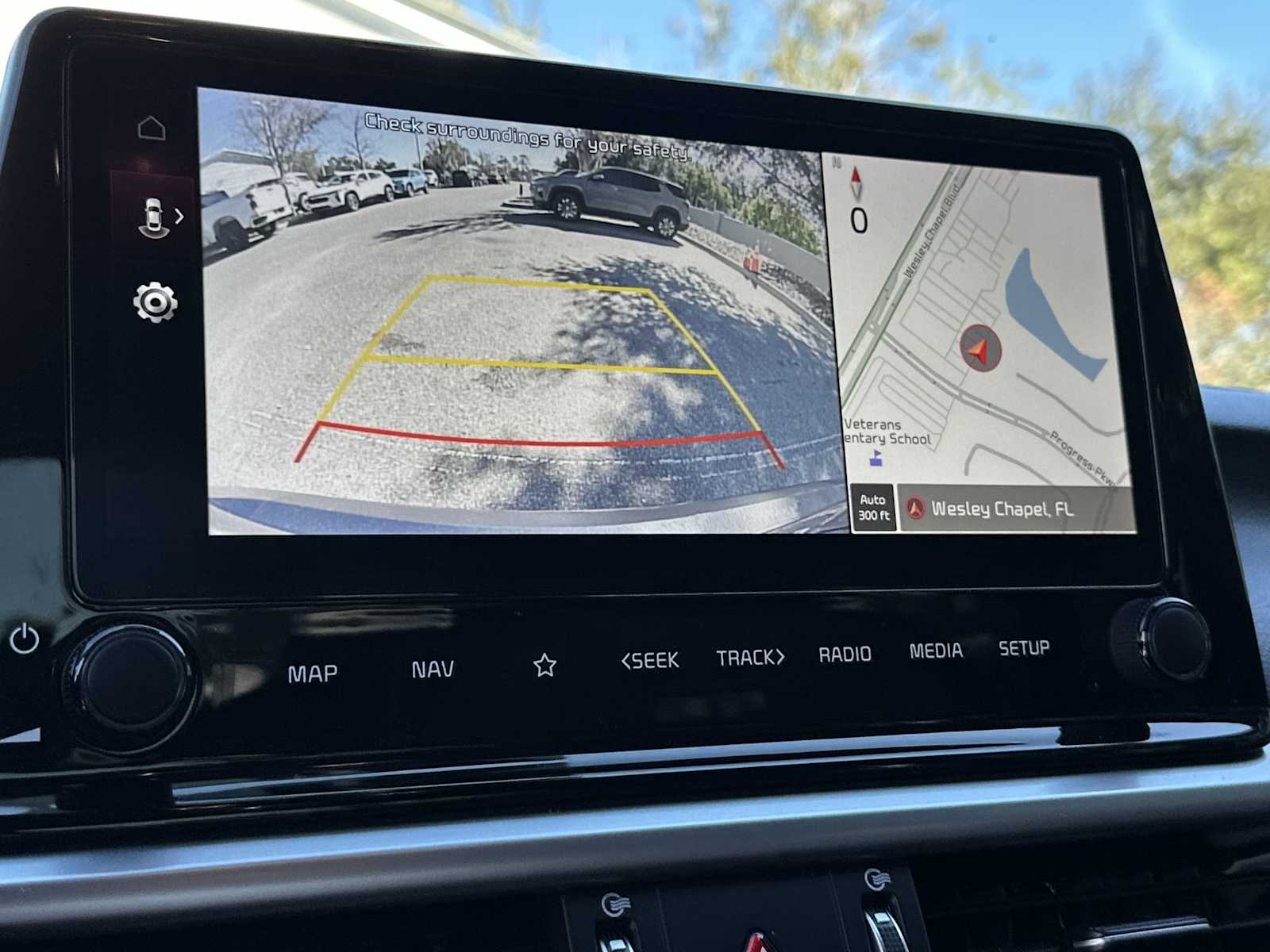 Thumbnail: 2023 Kia Forte - 22