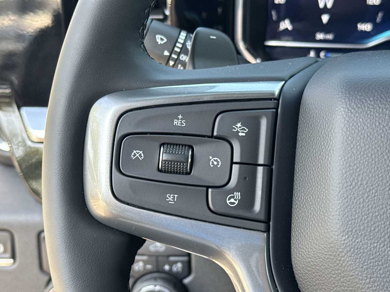 2025 Chevrolet Silverado 1500 RST 27