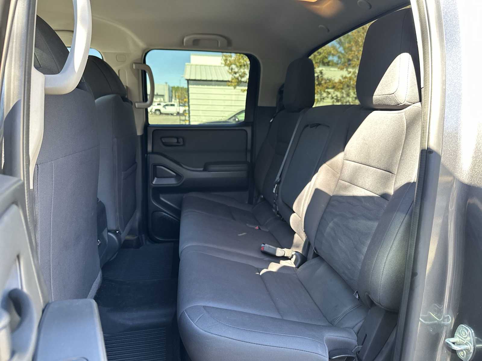 Thumbnail: 2022 Nissan Frontier - 17