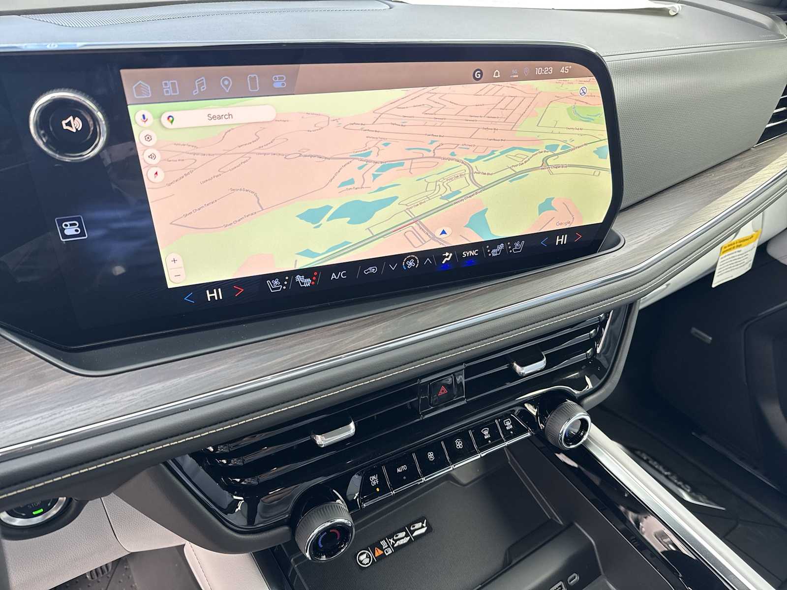 Thumbnail: 2025 Chevrolet Suburban - 29