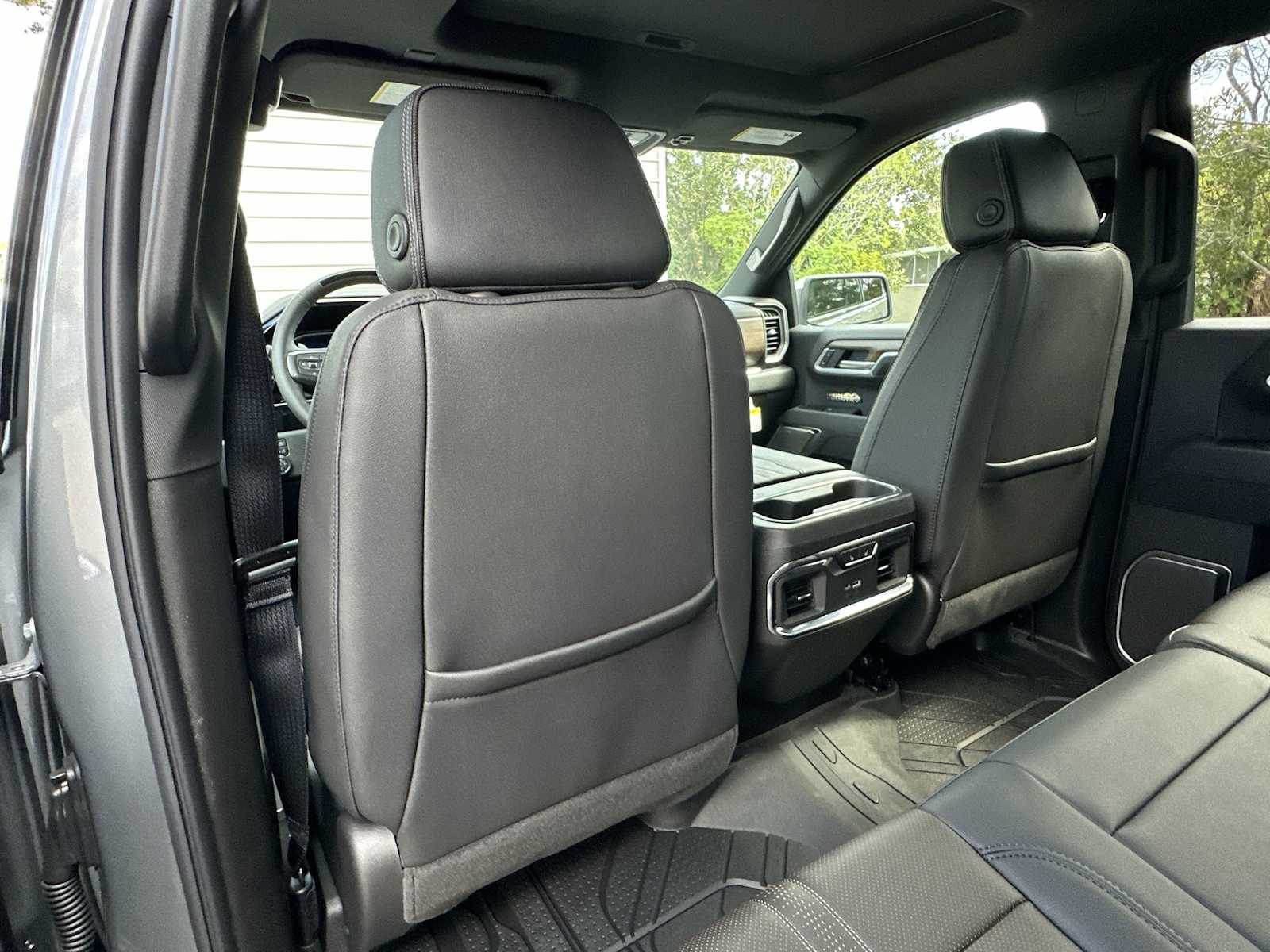 Thumbnail: 2026 Chevrolet Silverado 1500 - 16