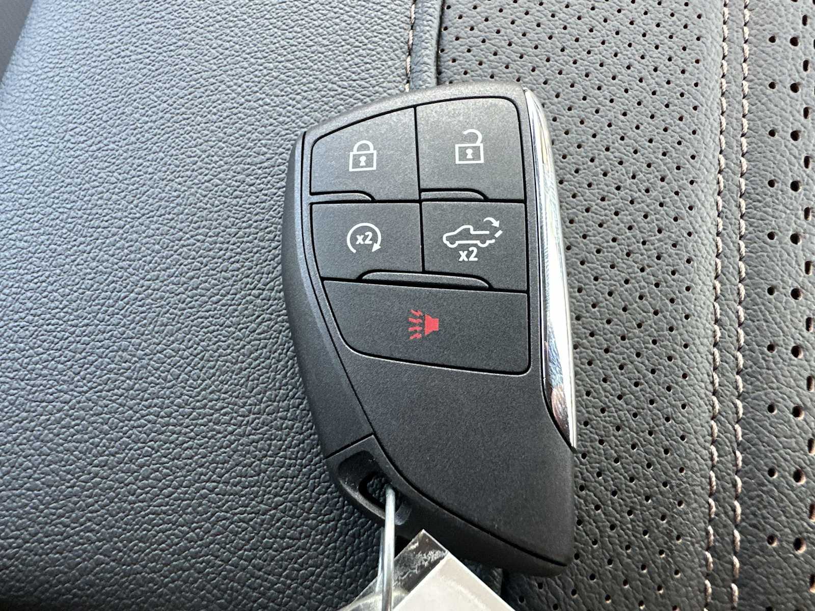 Thumbnail: 2026 Chevrolet Silverado 1500 - 26