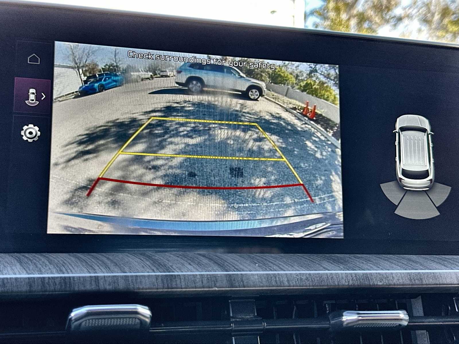 Thumbnail: 2023 Kia Telluride - 23