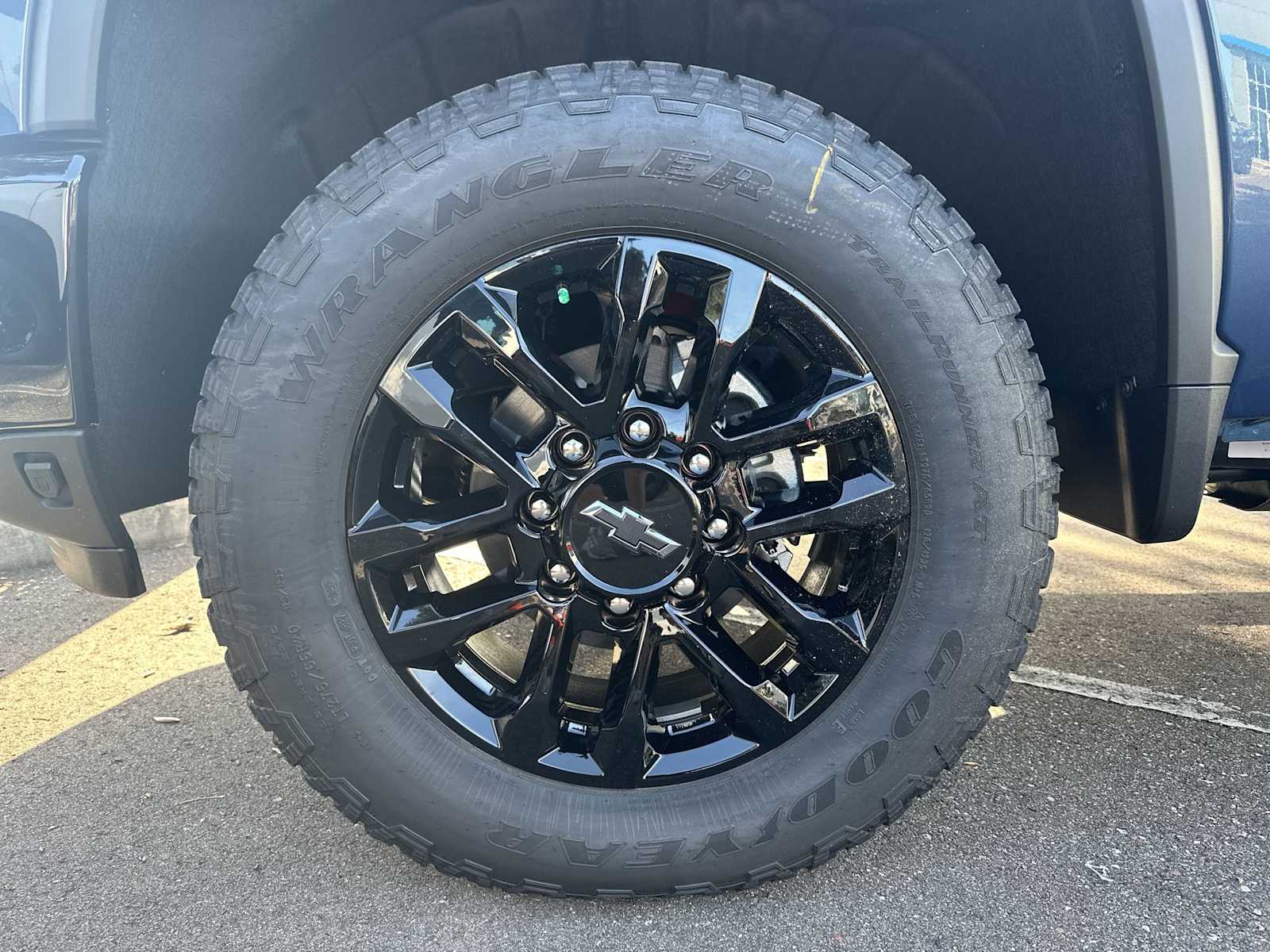 Thumbnail: 2025 Chevrolet Silverado 2500 - 12