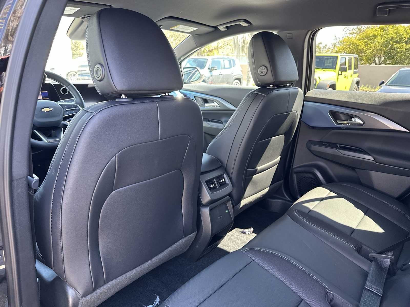 Thumbnail: 2026 Chevrolet Equinox - 16