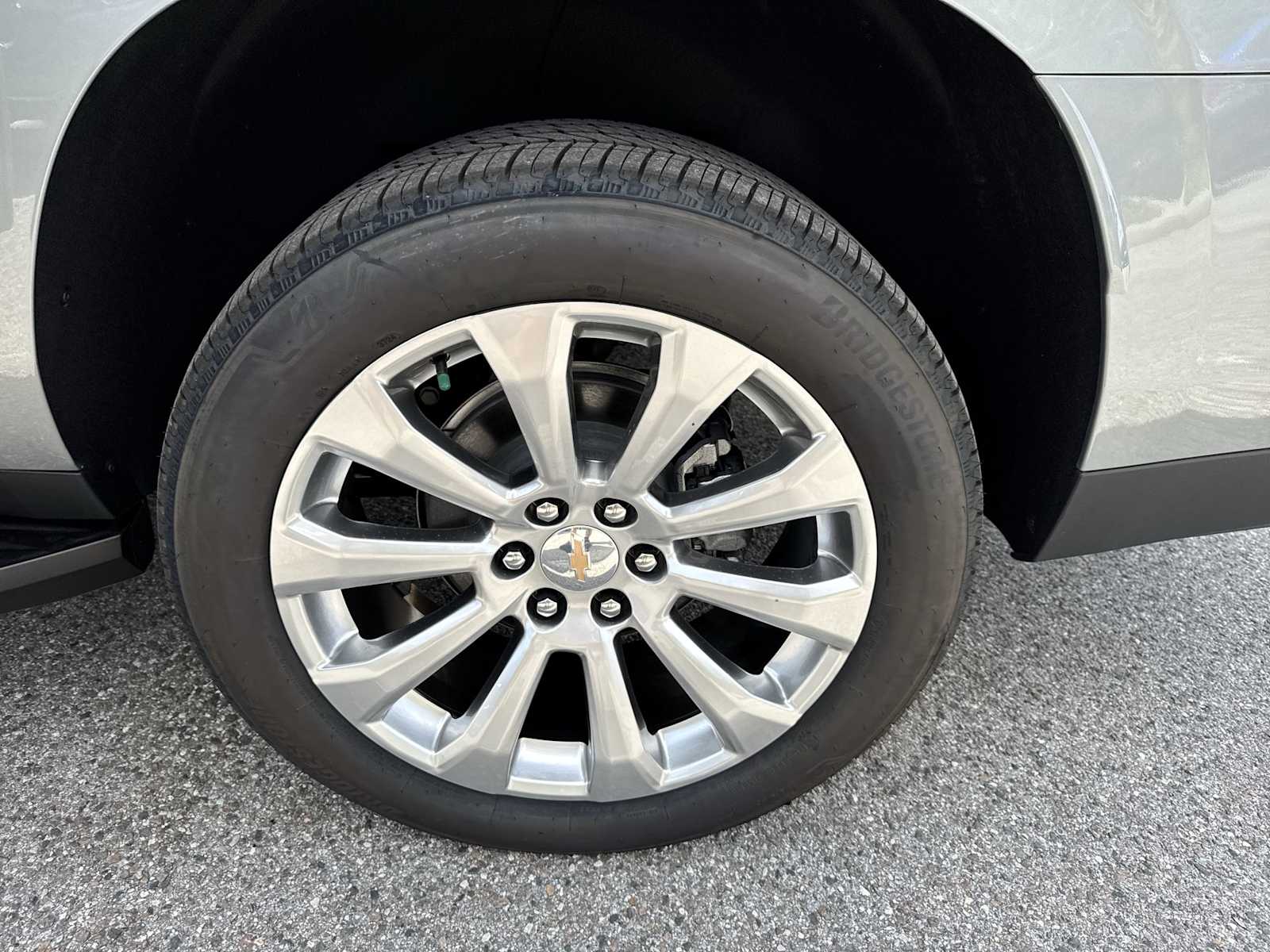 Thumbnail: 2025 Chevrolet Suburban - 12