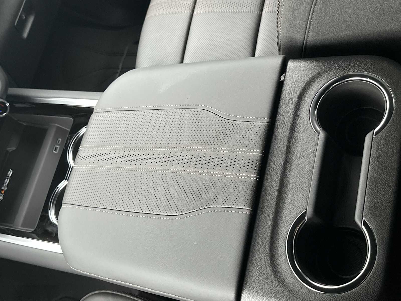 Thumbnail: 2025 Chevrolet Tahoe - 21