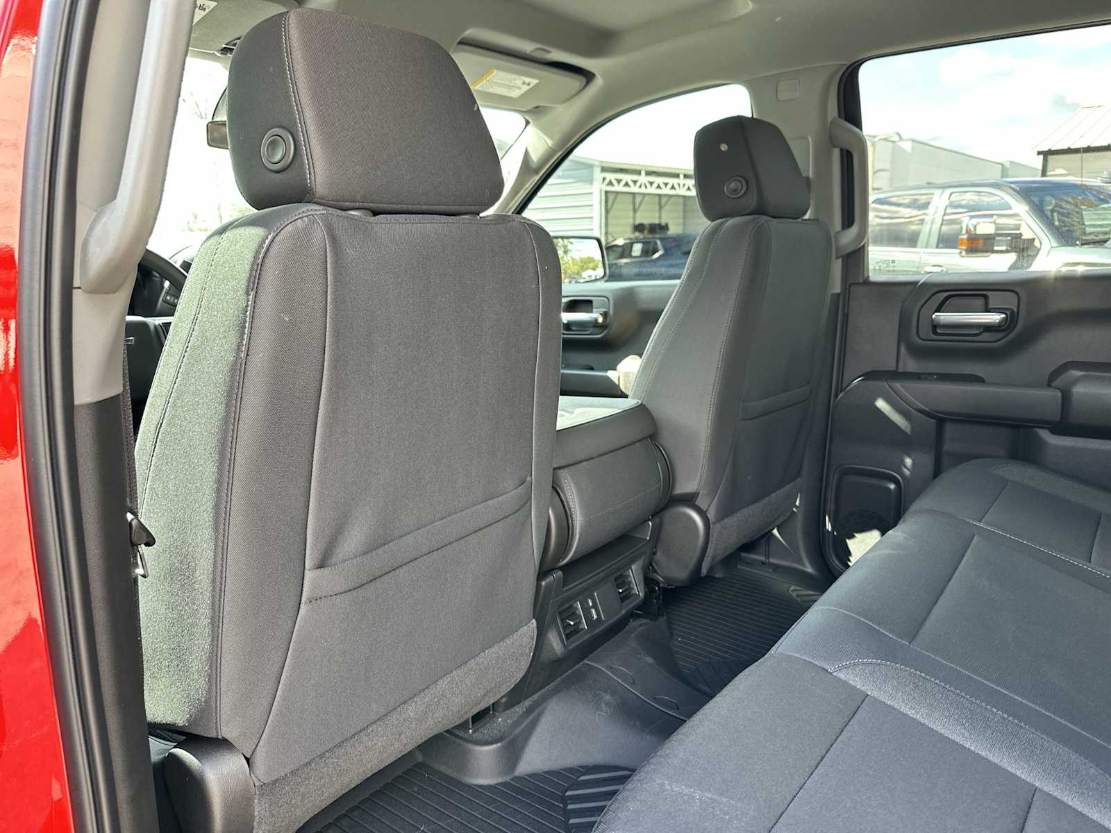 Thumbnail: 2026 Chevrolet Silverado 1500 - 16