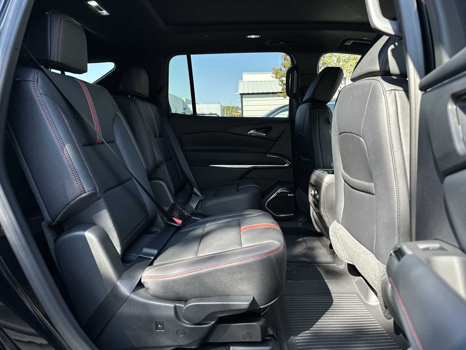 Thumbnail: 2026 Chevrolet Traverse - 19