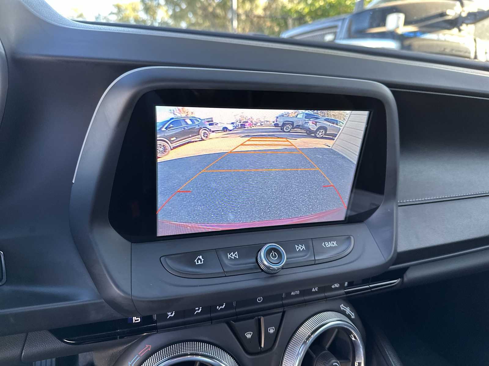 Thumbnail: 2017 Chevrolet Camaro - 22