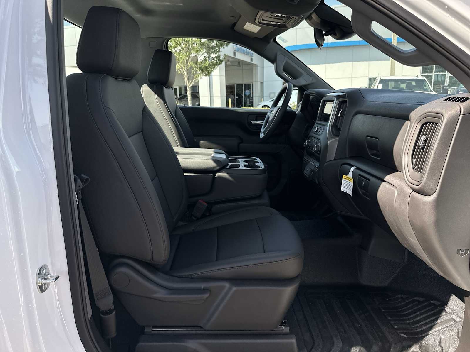 Thumbnail: 2025 Chevrolet Silverado 1500 - 19