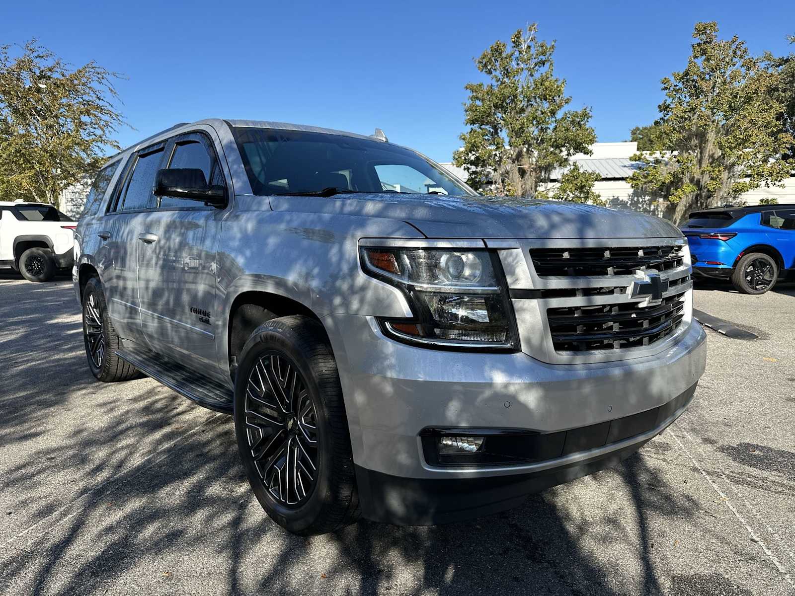 Thumbnail: 2020 Chevrolet Tahoe - 8