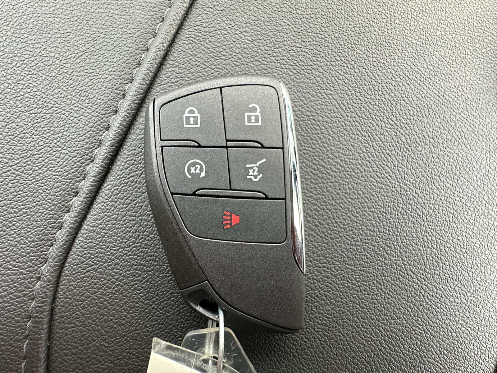 Thumbnail: 2026 Chevrolet Silverado 1500 - 26