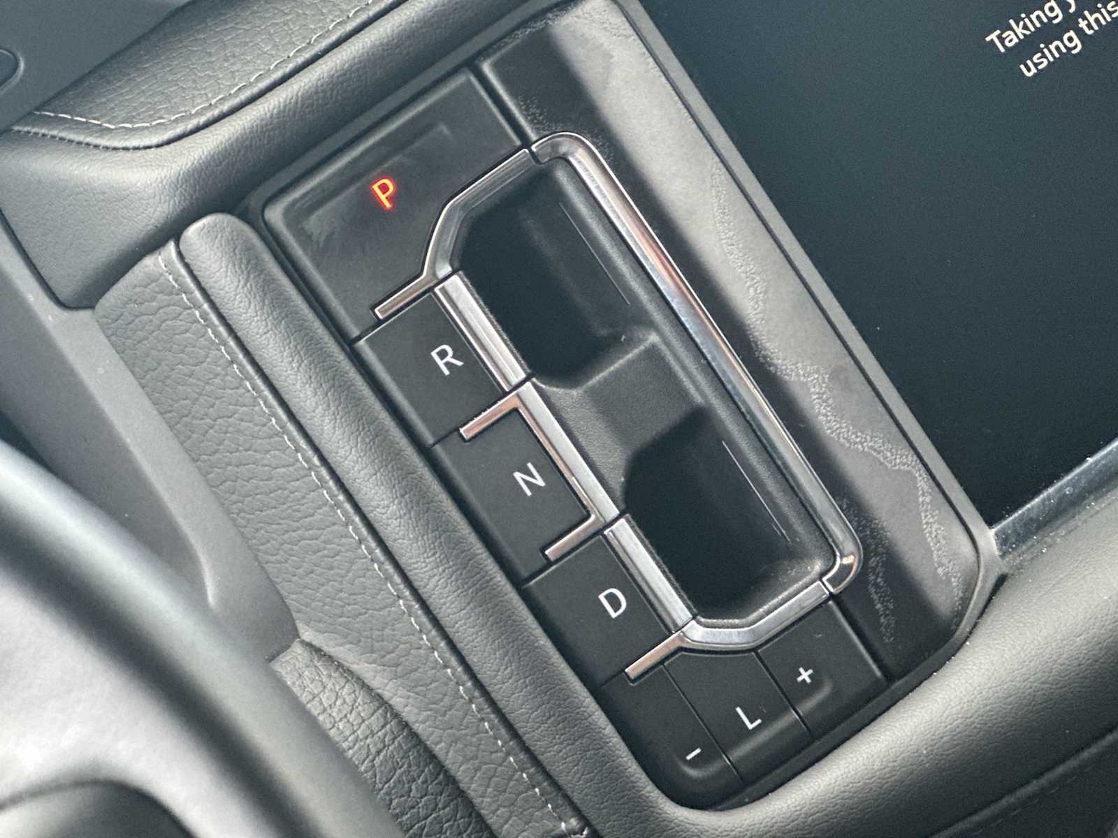 Thumbnail: 2024 GMC Yukon XL - 23