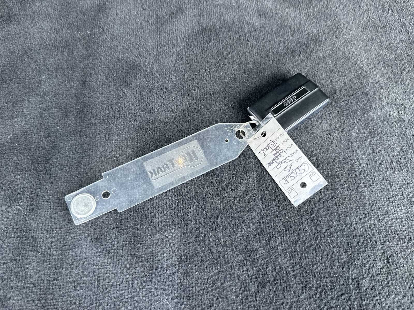 Thumbnail: 2023 Jeep Wagoneer - 26