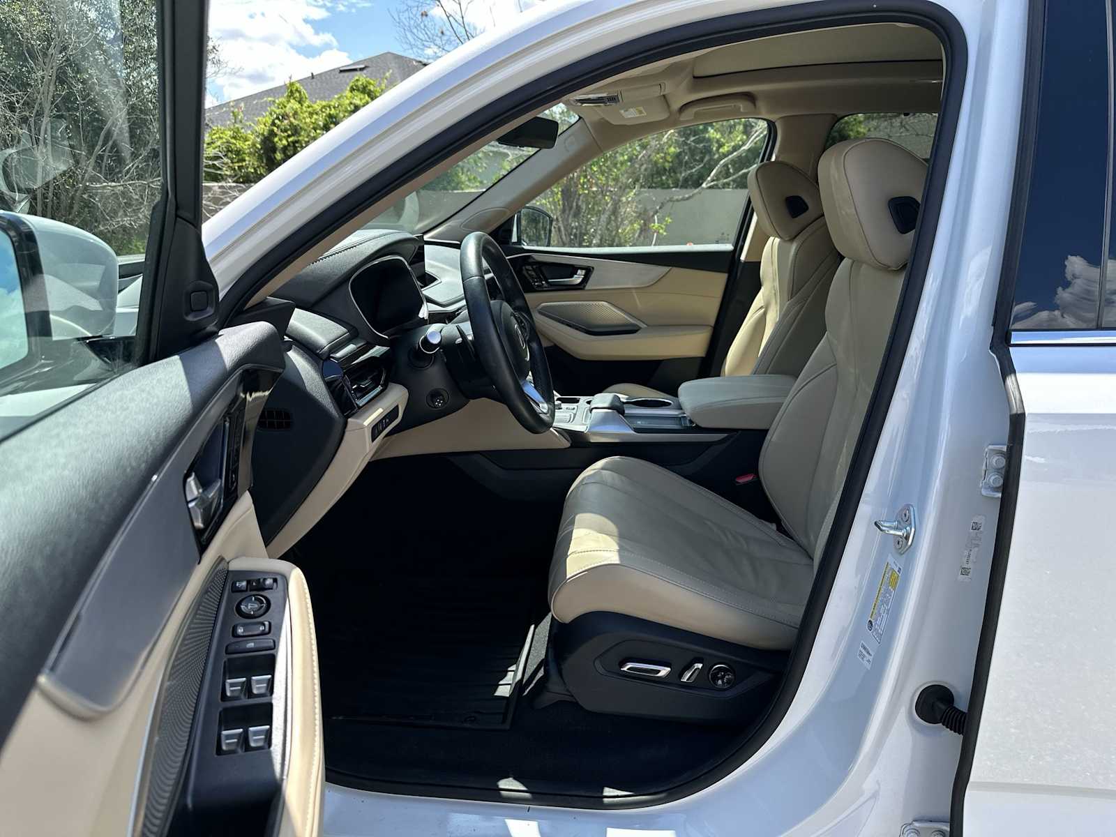 Thumbnail: 2023 Acura MDX - 2