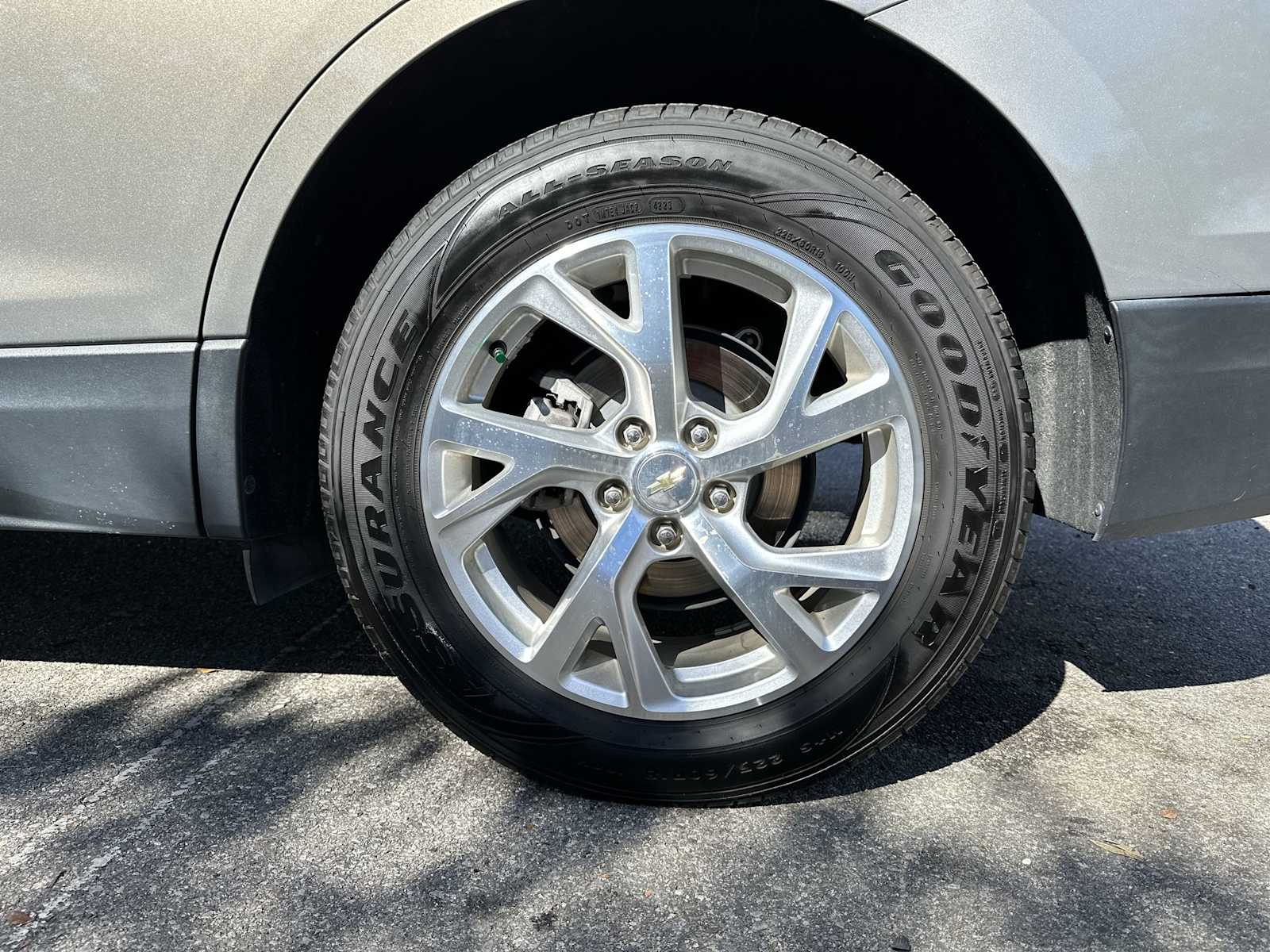 Thumbnail: 2019 Chevrolet Equinox - 12