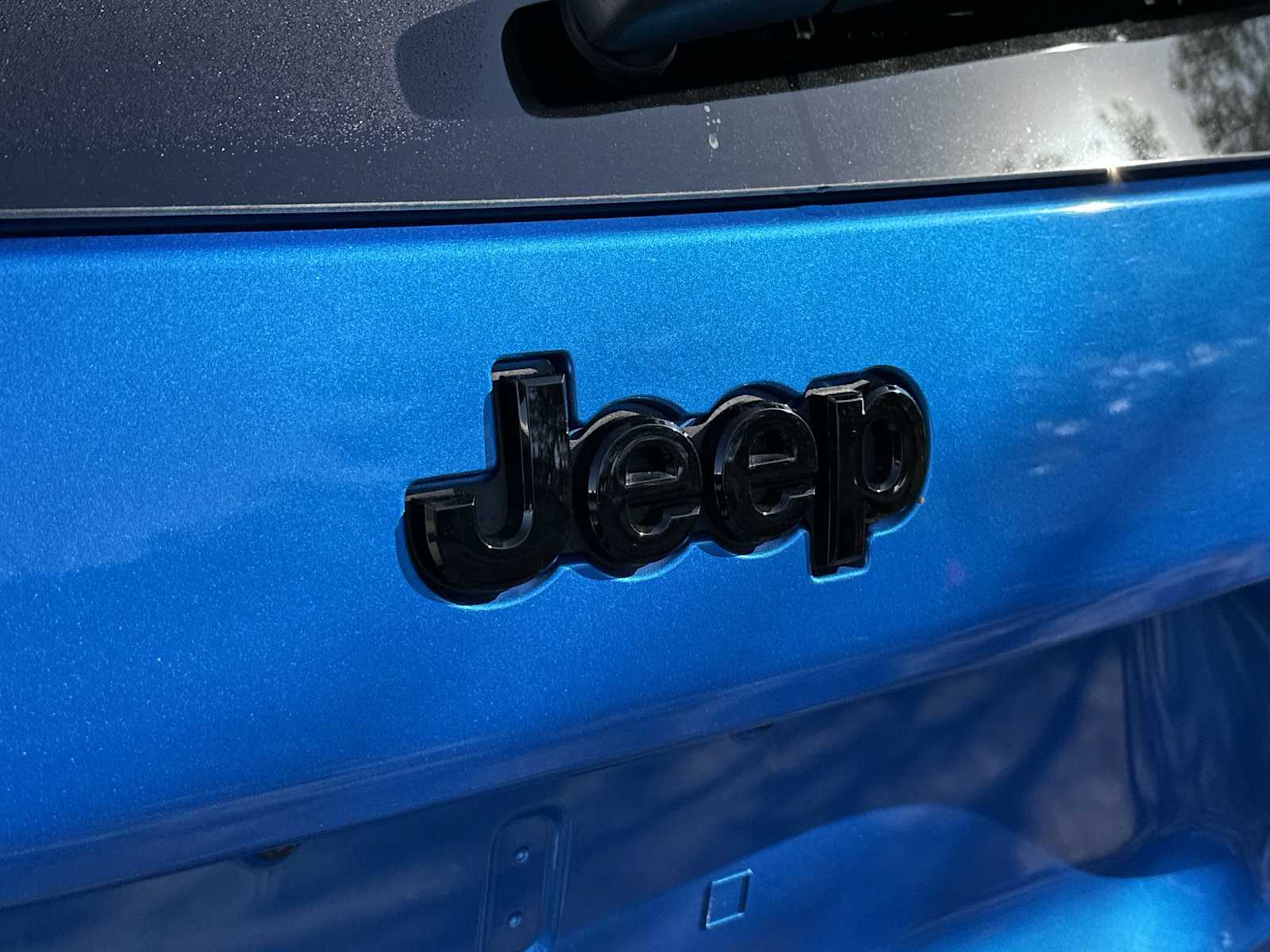 Thumbnail: 2023 Jeep Cherokee - 10