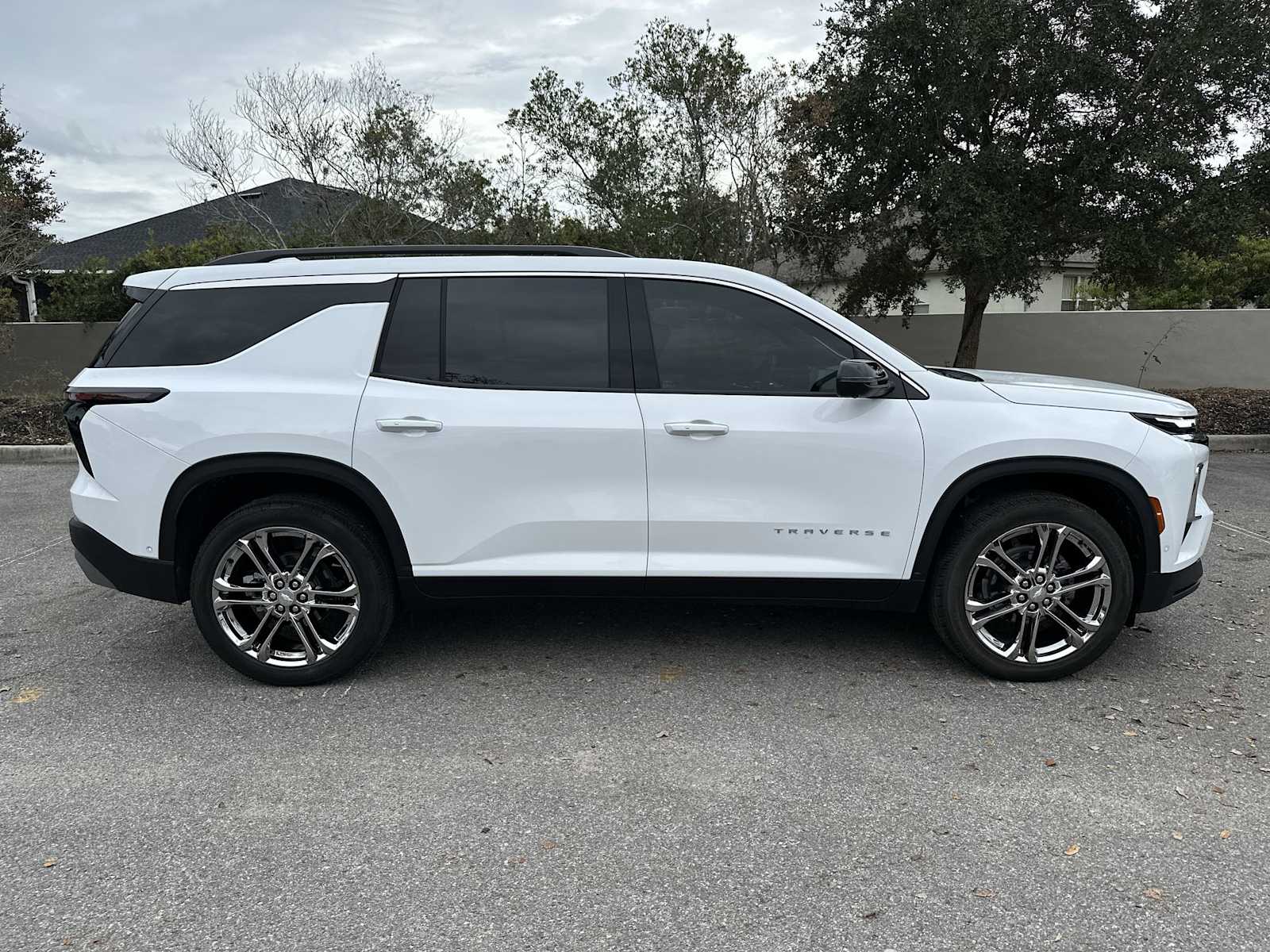 Thumbnail: 2025 Chevrolet Traverse - 7