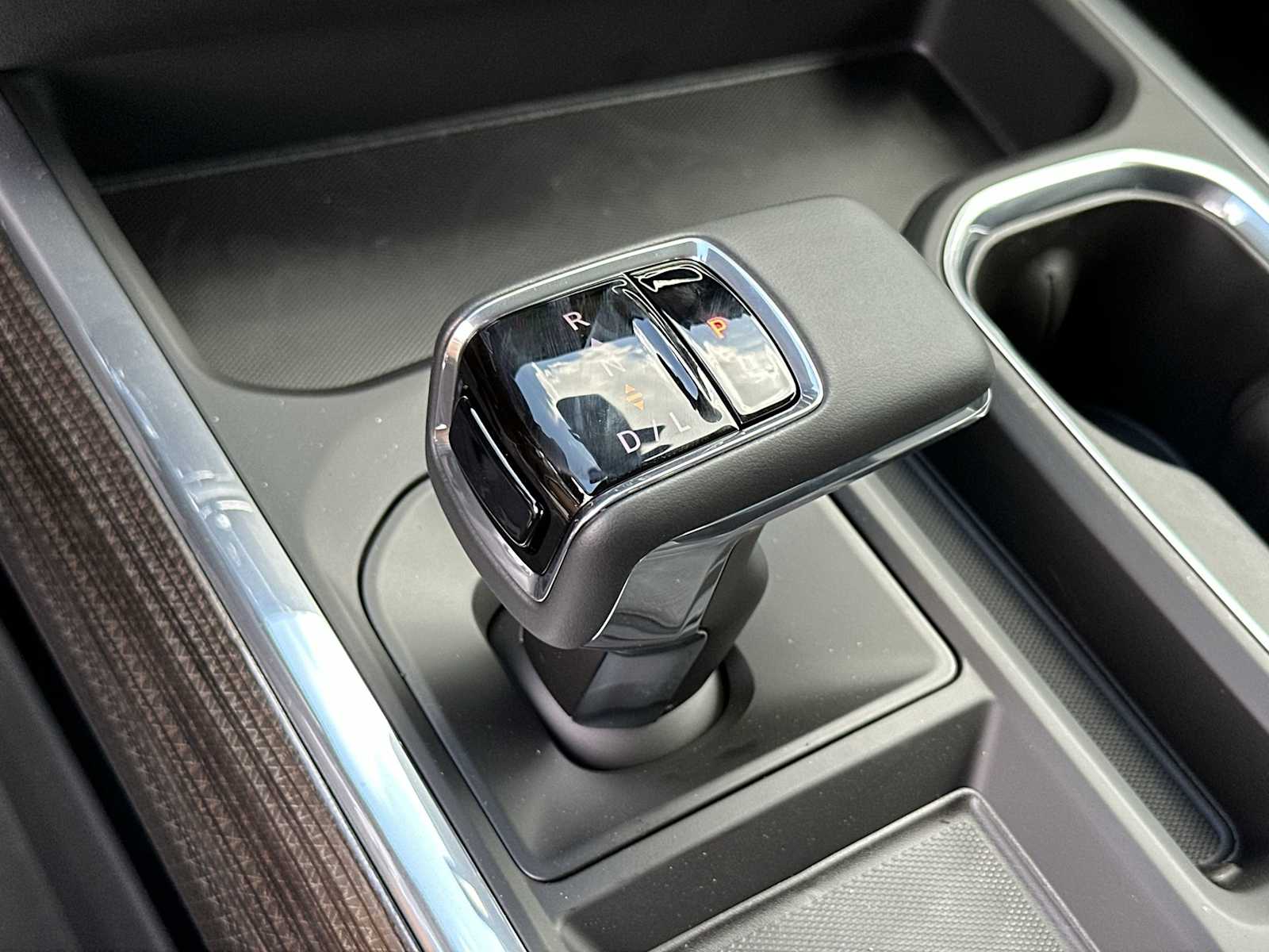 Thumbnail: 2026 Chevrolet Silverado 1500 - 23
